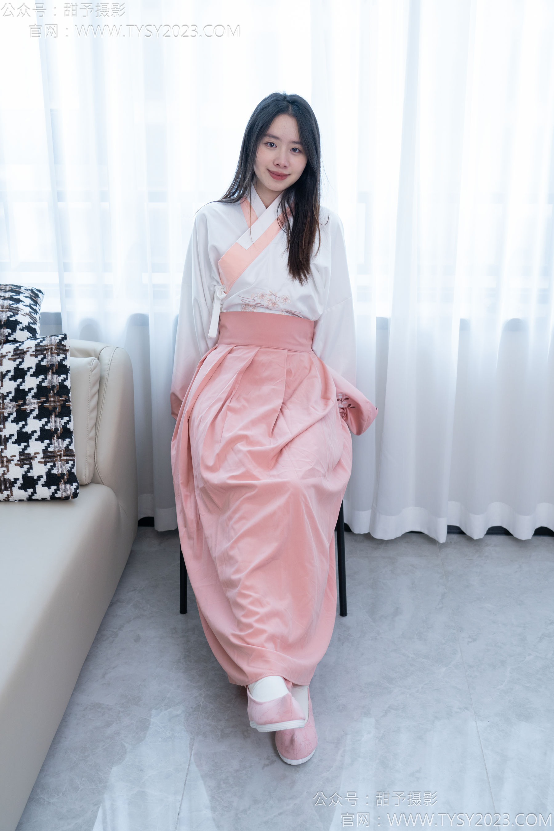 甜予摄影 No.183 知知 - 布鞋、白棉袜、裸足/(148P)