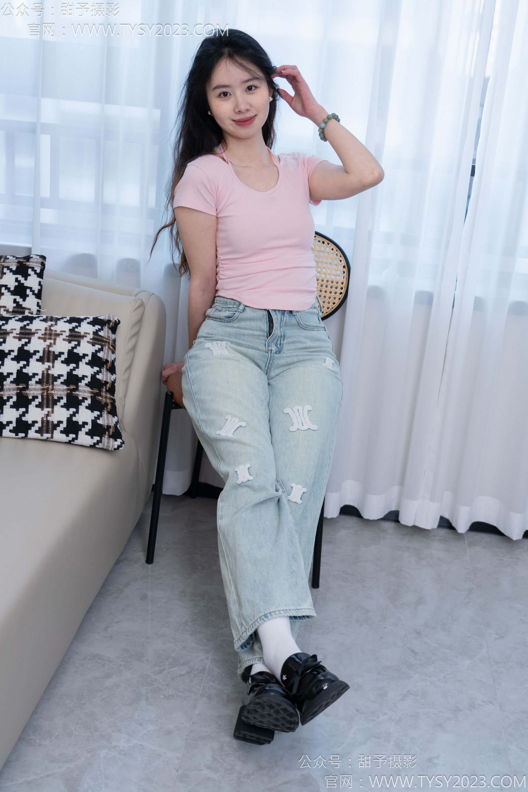 甜予摄影 No.162 知知 - 皮鞋、白棉袜、裸足/(125P)