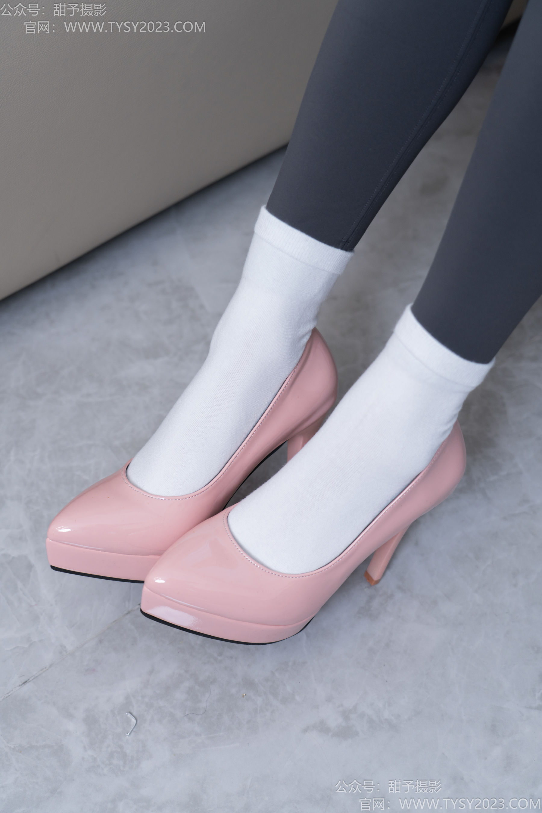 甜予摄影 No.192 澜澜 - 高跟鞋、白棉袜、裸足/(134P)
