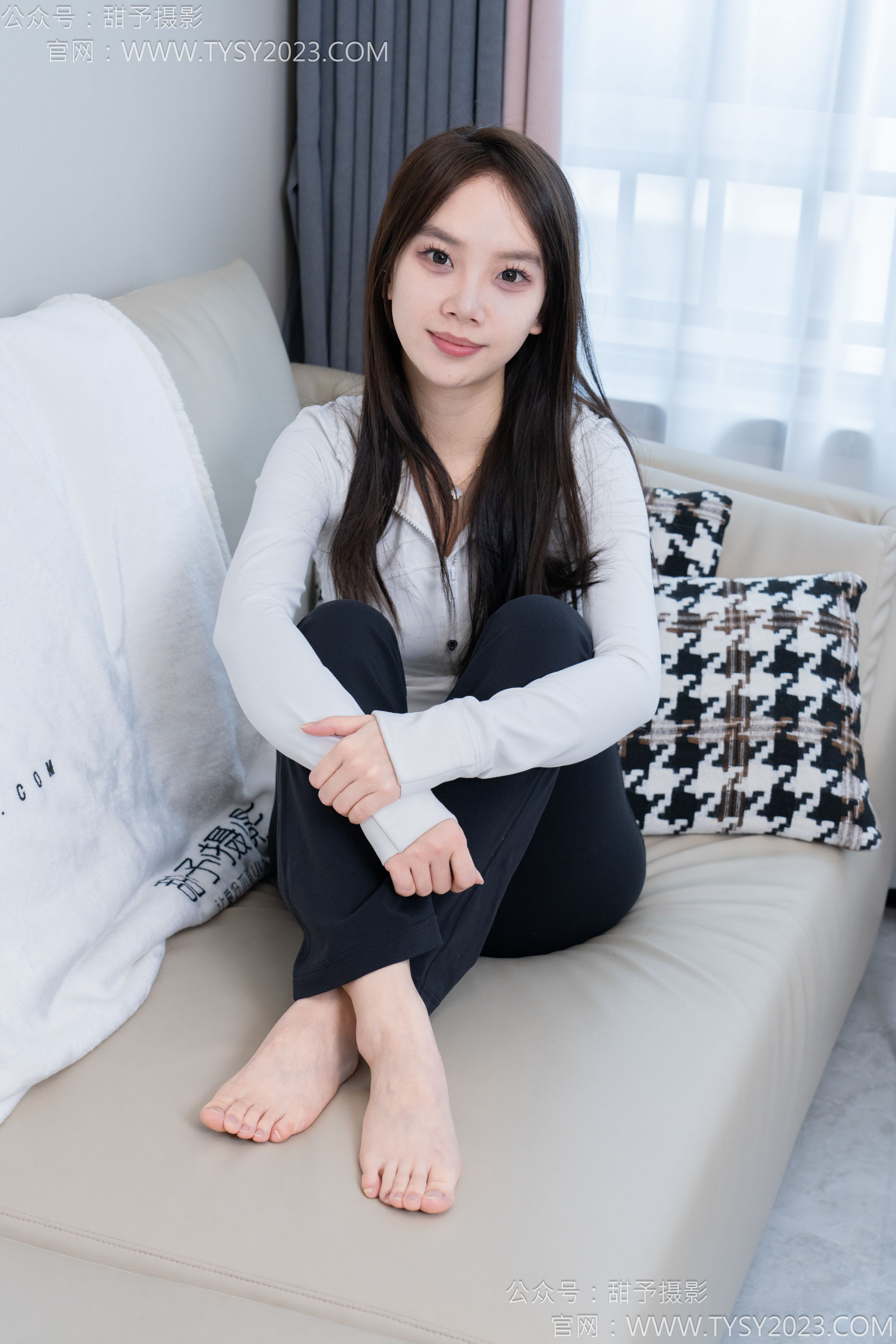 甜予摄影 No.169 贝壳 - 帆布鞋、白棉袜、裸足/(130P)