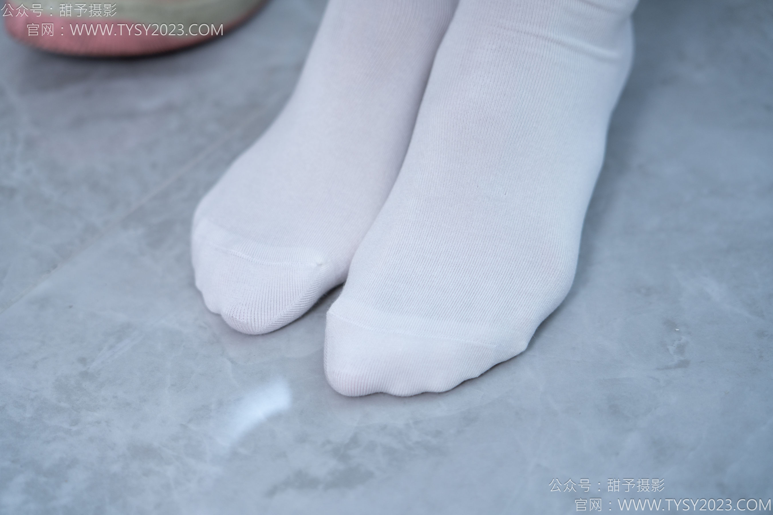 甜予摄影 No.170 珞珞 - 板鞋、白棉袜、裸足/(130P)