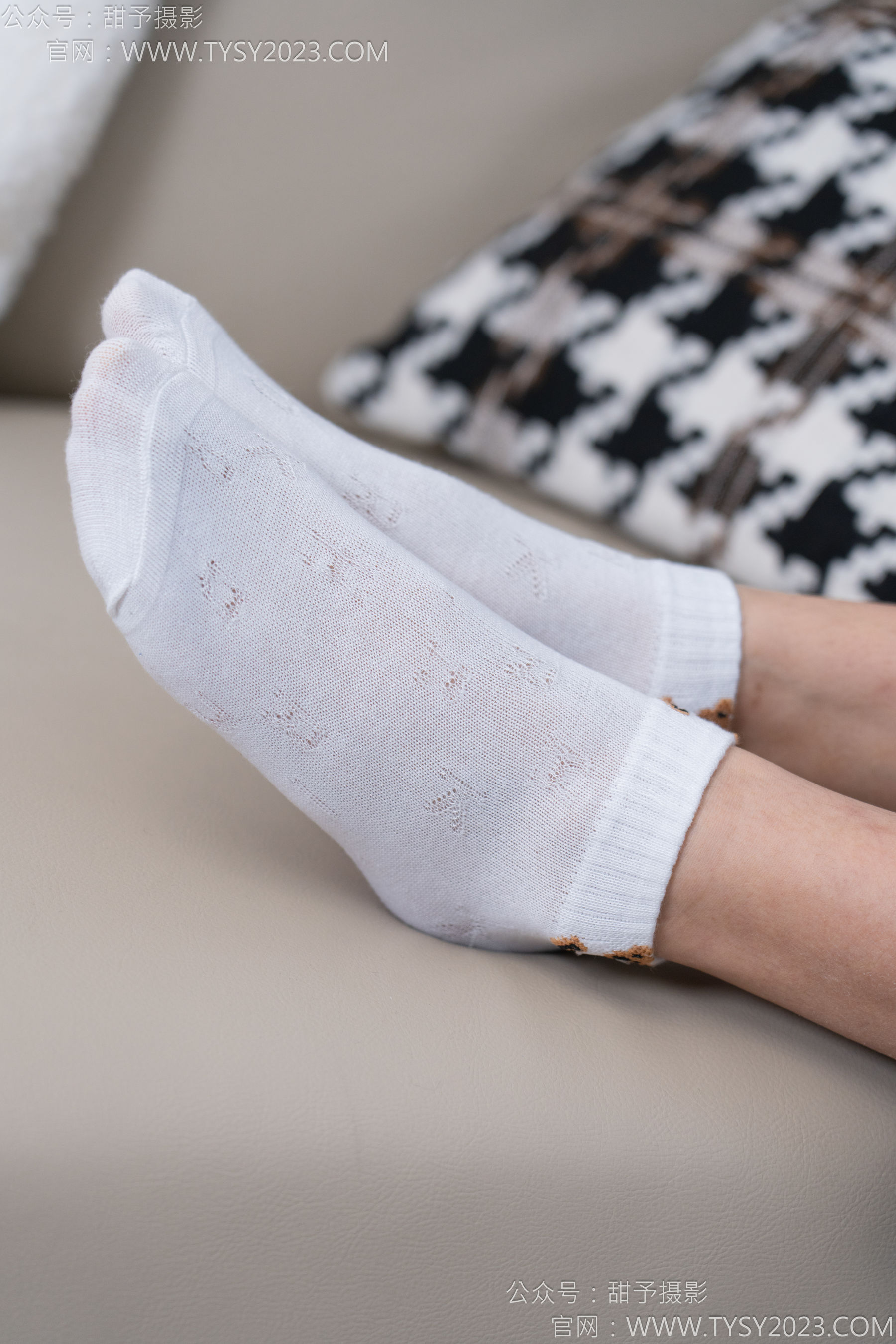 甜予摄影 No.163 娃娃 - 板鞋、白棉袜、裸足/(130P)