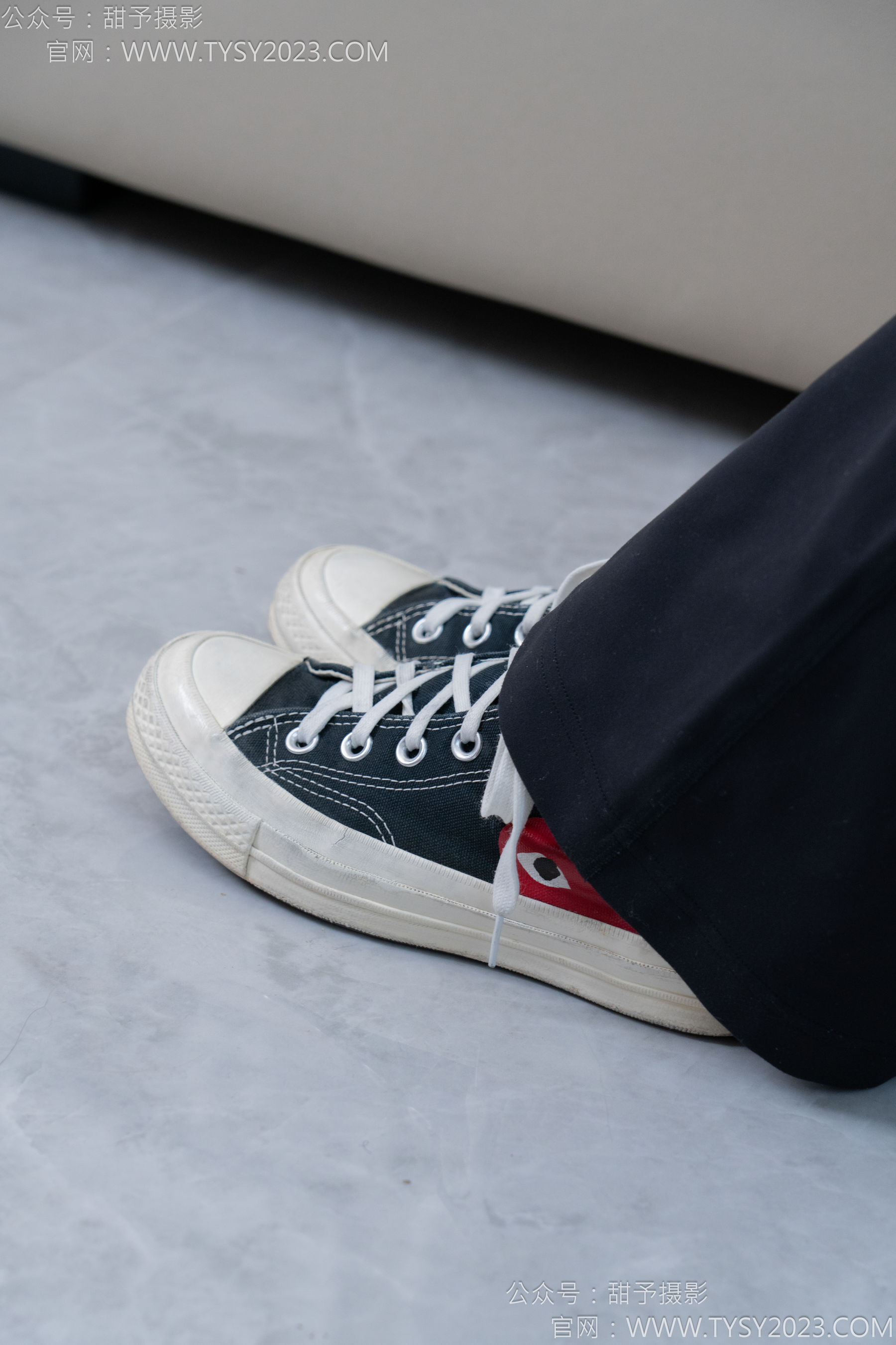 甜予摄影 No.169 贝壳 - 帆布鞋、白棉袜、裸足/(130P)