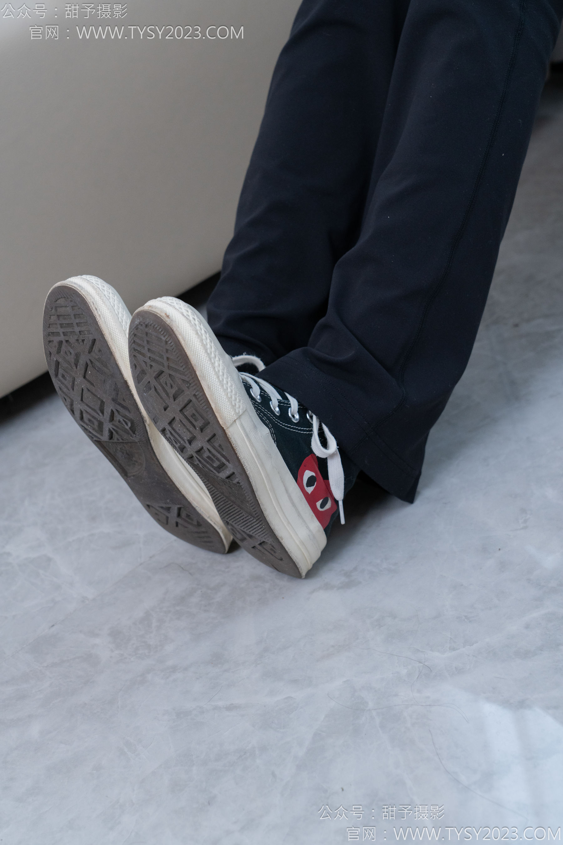 甜予摄影 No.169 贝壳 - 帆布鞋、白棉袜、裸足/(130P)