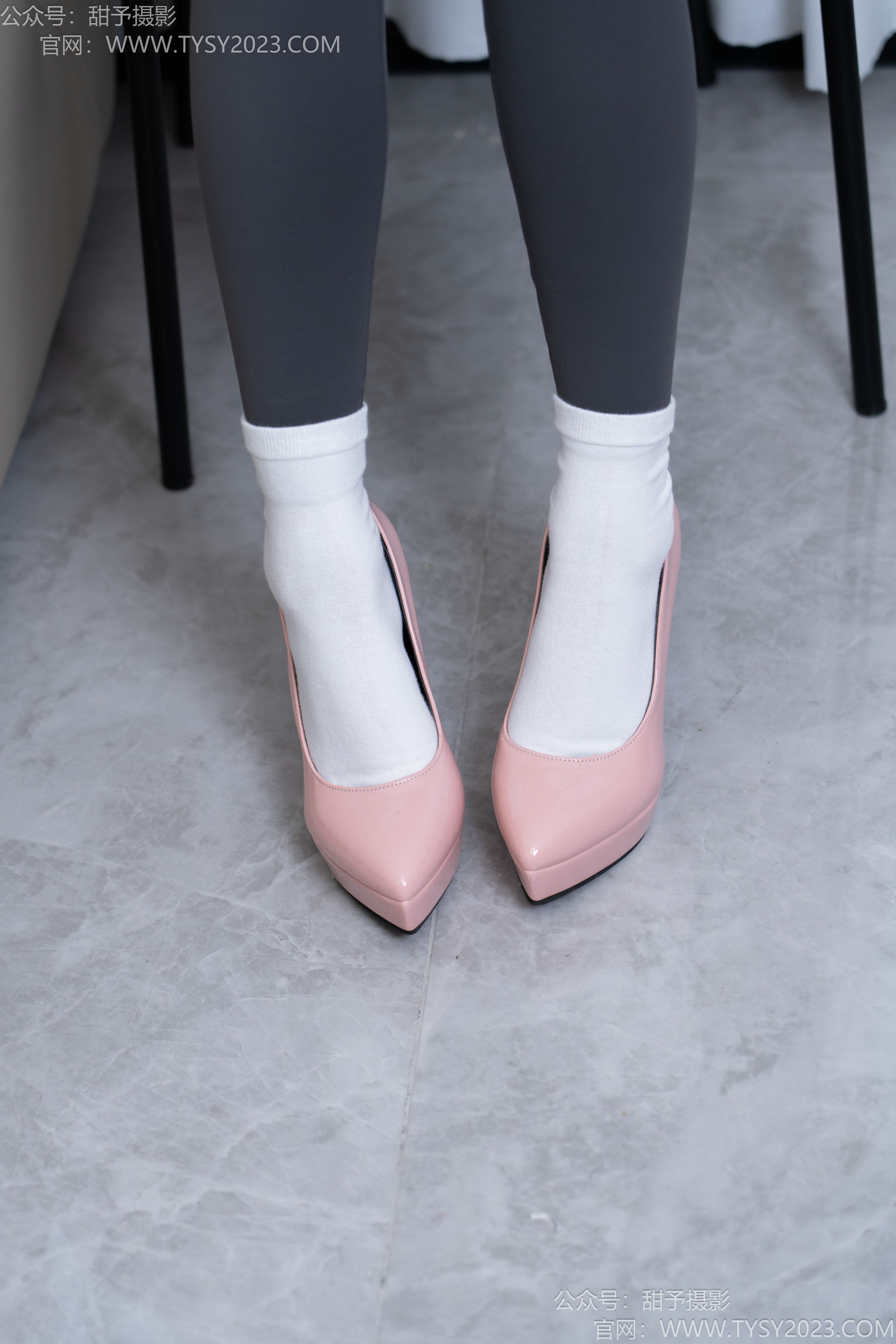 甜予摄影 No.192 澜澜 - 高跟鞋、白棉袜、裸足/(134P)