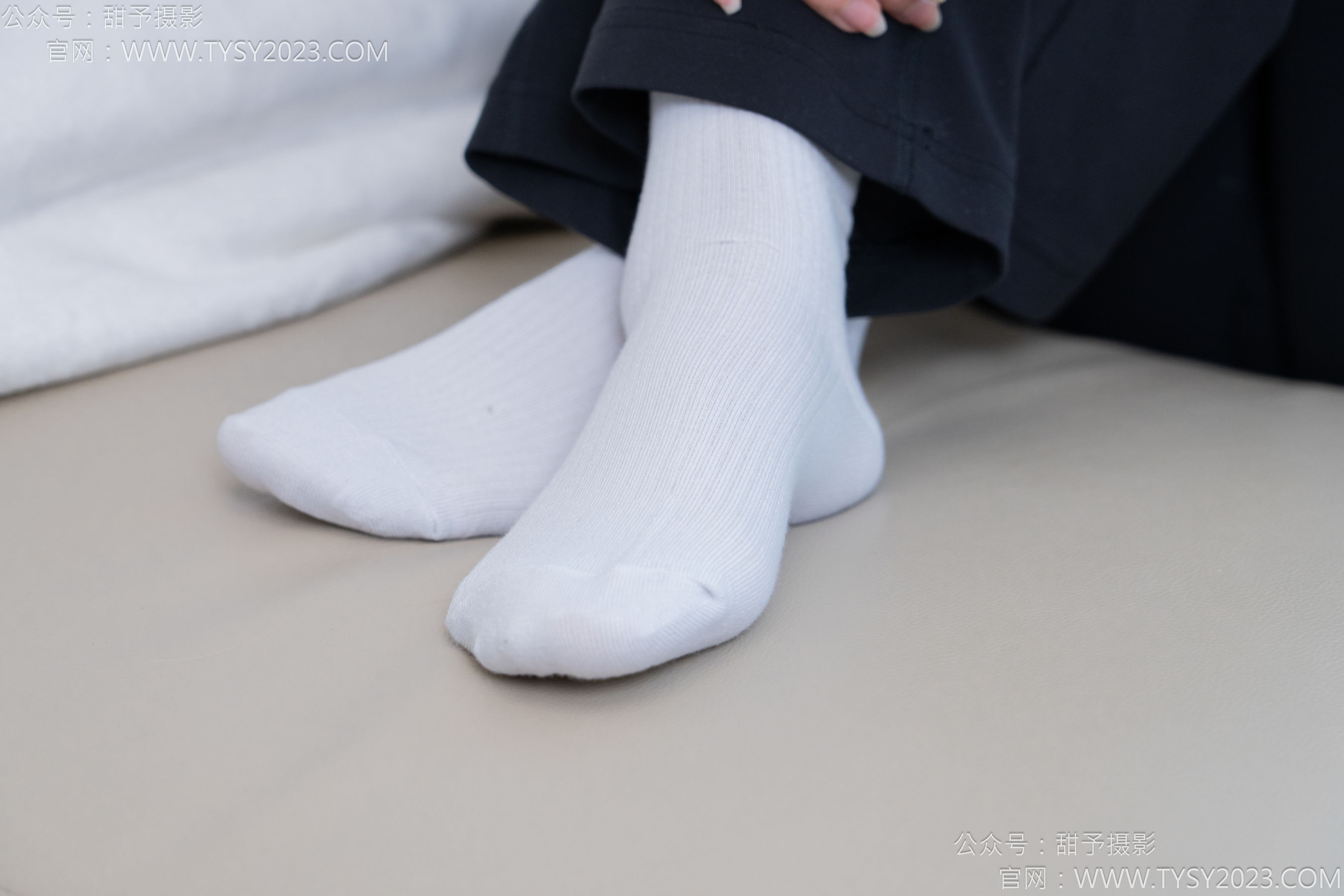 甜予摄影 No.169 贝壳 - 帆布鞋、白棉袜、裸足/(130P)