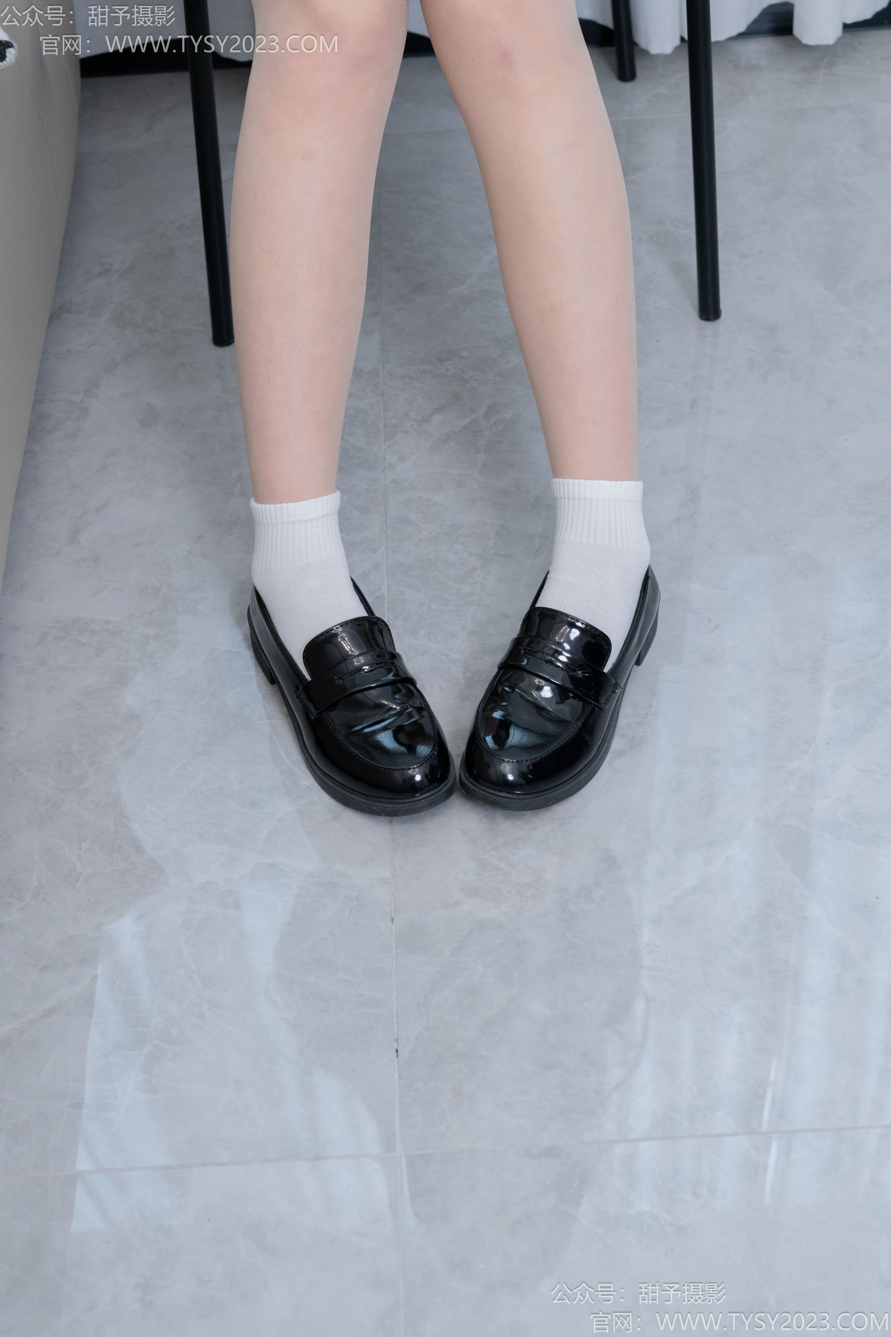 甜予摄影 No.191 贝壳 - 皮鞋、白棉袜、薄肉丝/(135P)