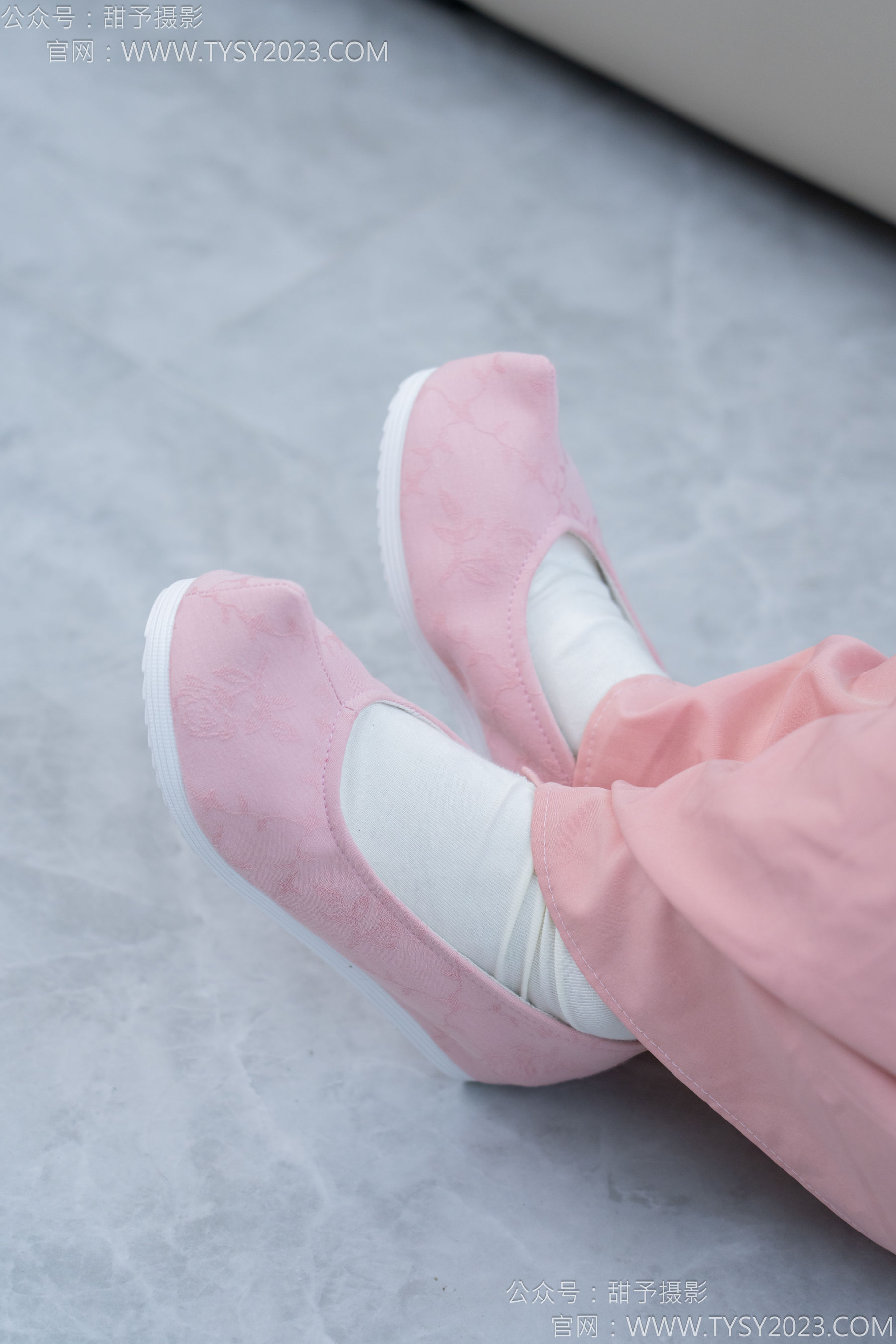 甜予摄影 No.183 知知 - 布鞋、白棉袜、裸足/(148P)
