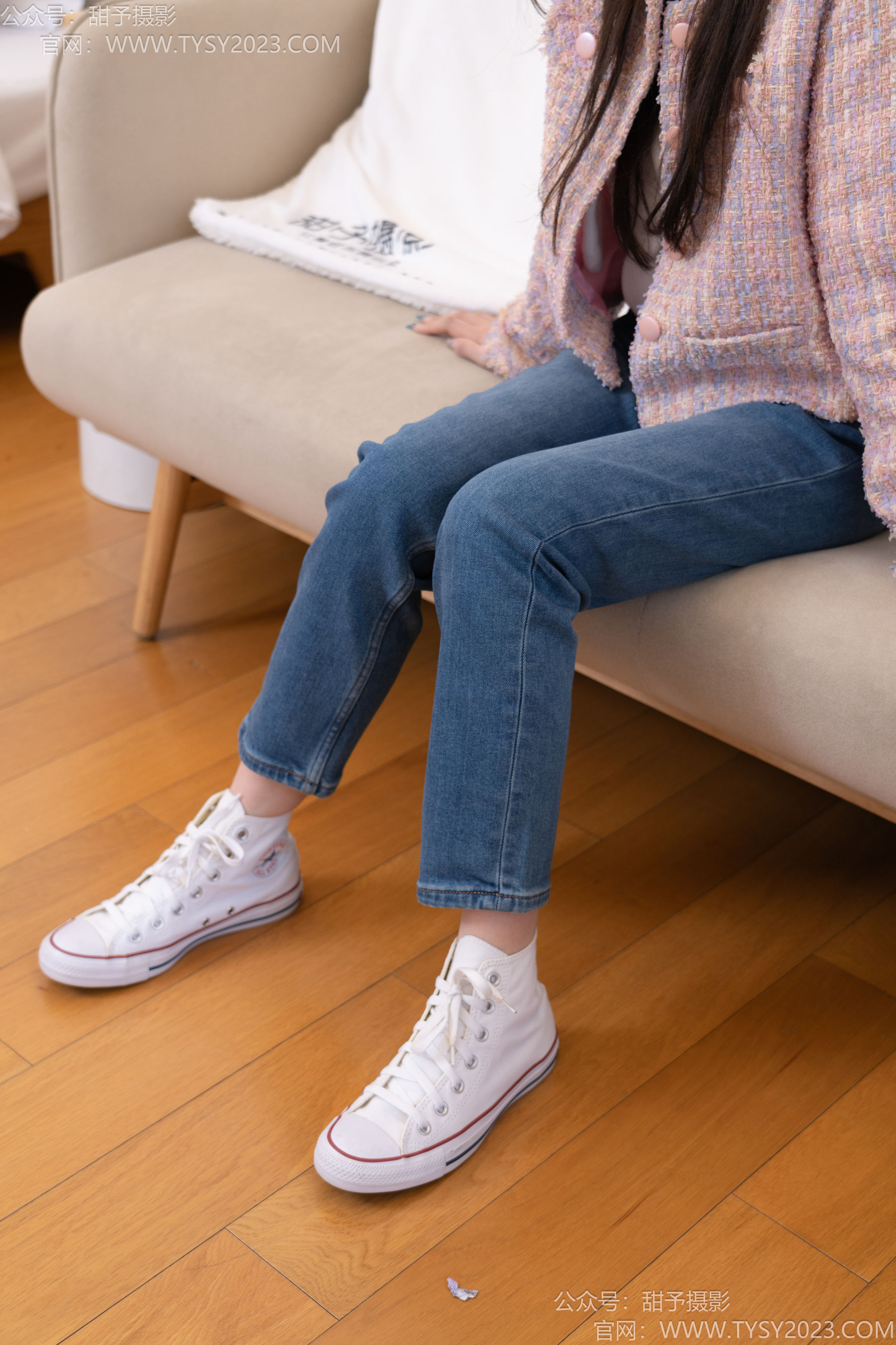 甜予摄影 No.189 璇璇 - 帆布鞋、裸足、抖腿剧情/(134P)