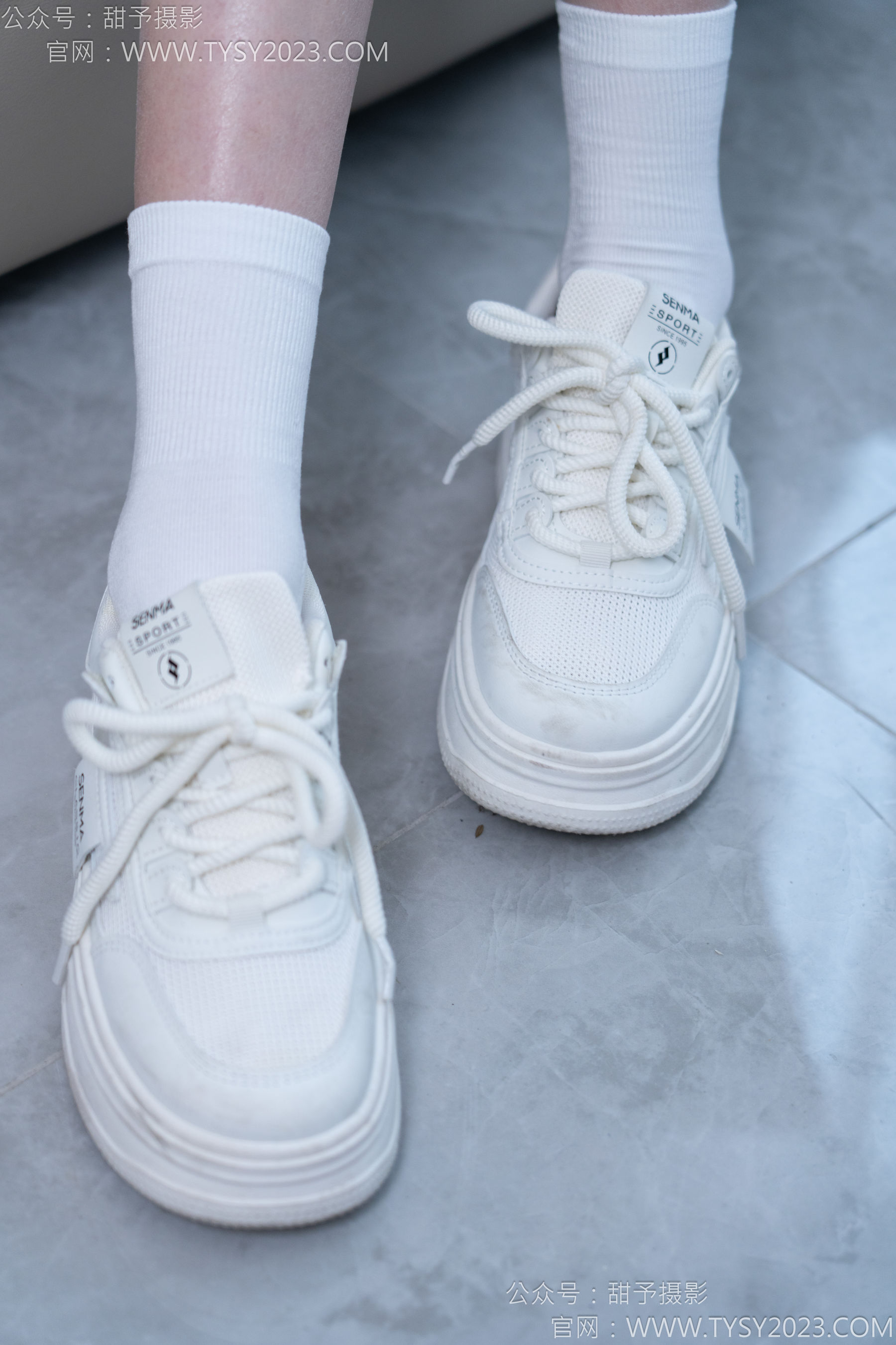 甜予摄影 No.164 珞珞 - 板鞋、白棉袜、裸足/(130P)