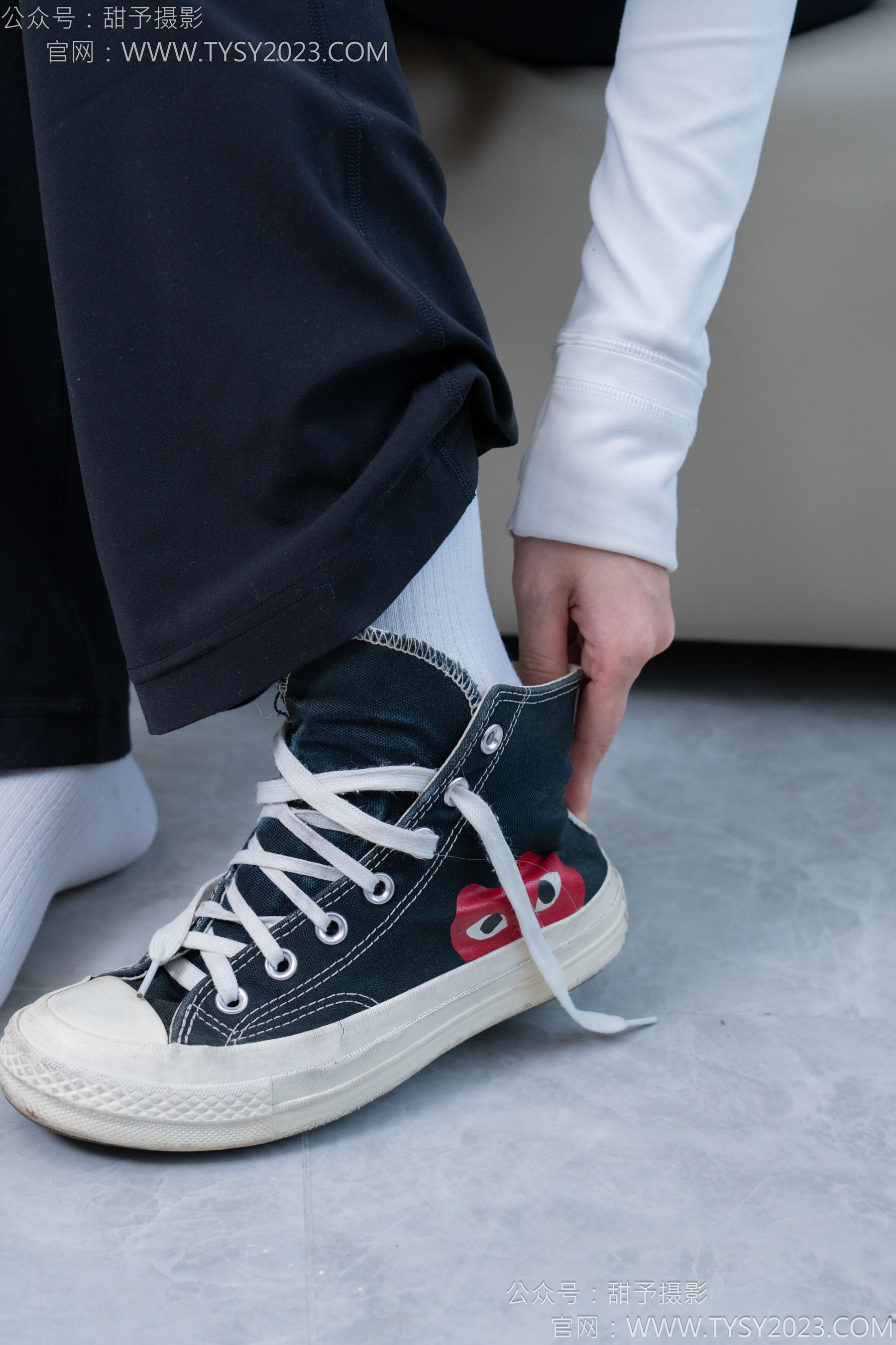 甜予摄影 No.169 贝壳 - 帆布鞋、白棉袜、裸足/(130P)