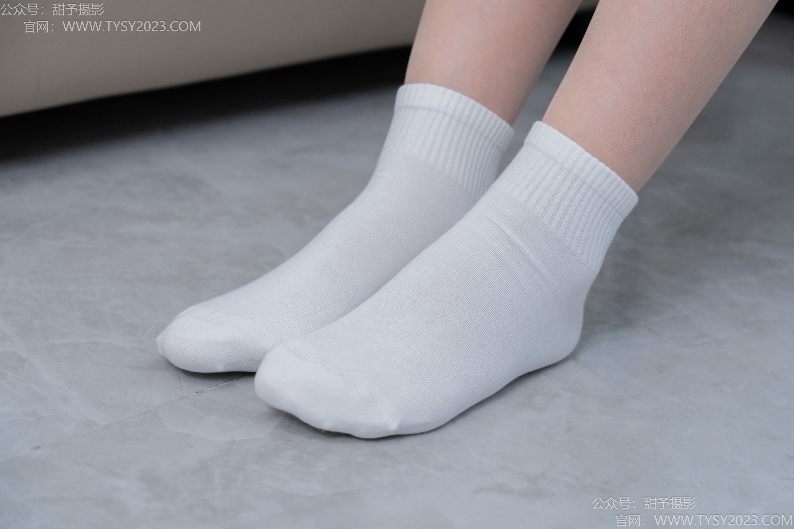 甜予摄影 No.191 贝壳 - 皮鞋、白棉袜、薄肉丝/(135P)