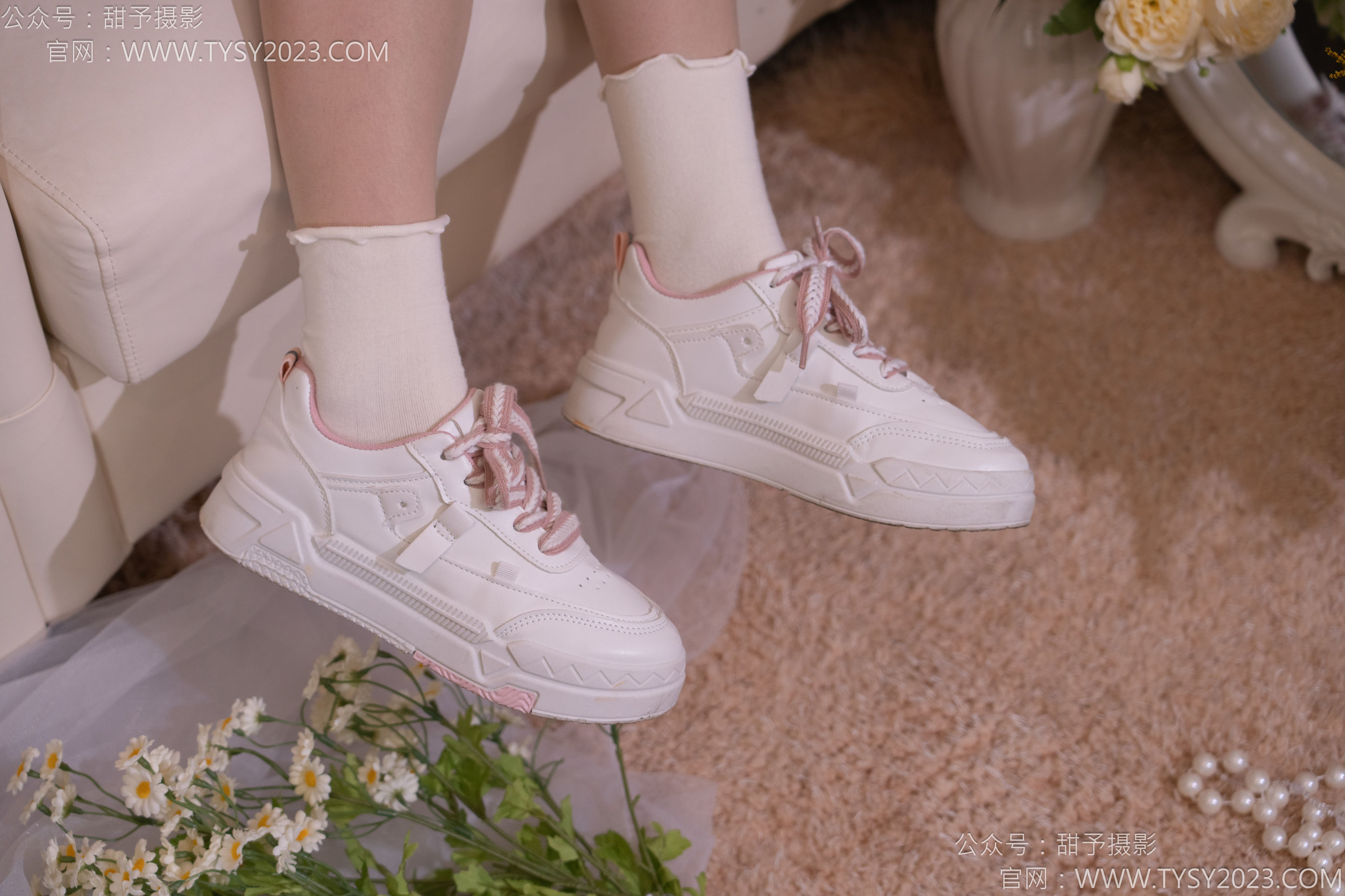 甜予摄影 No.177 璇璇 - 板鞋、白棉袜、薄肉丝/(129P)