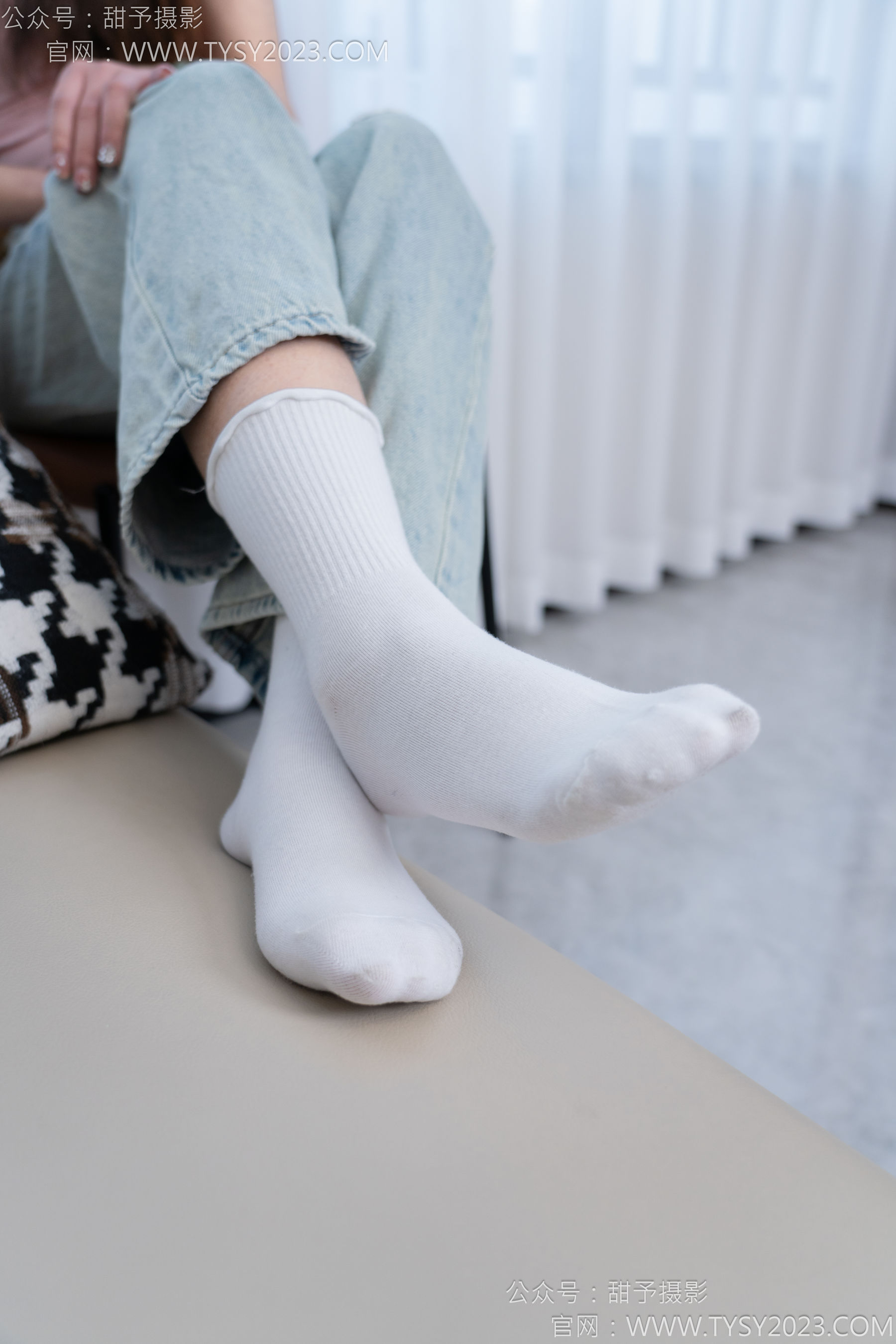 甜予摄影 No.162 知知 - 皮鞋、白棉袜、裸足/(125P)