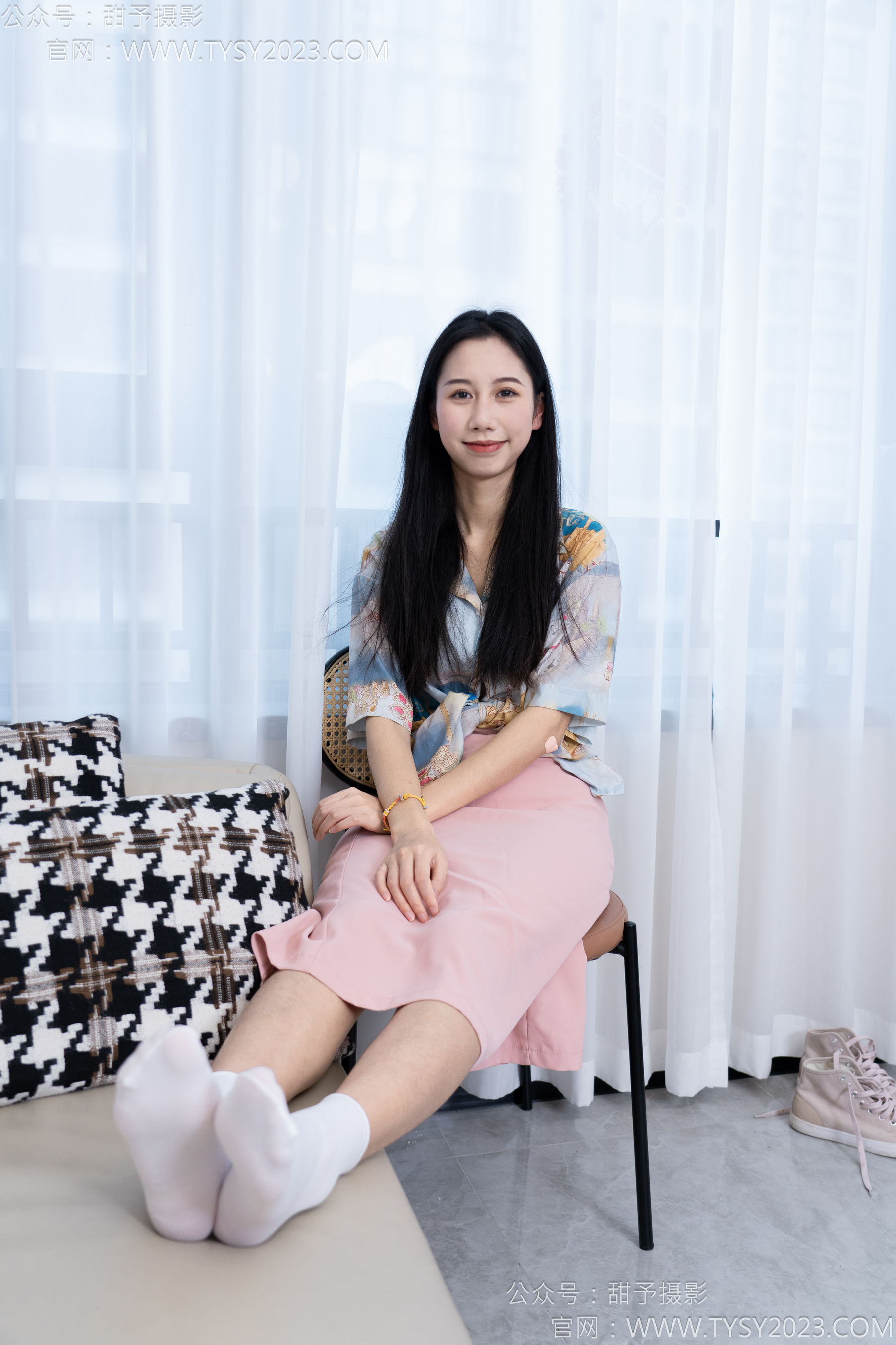 甜予摄影 No.186 娃娃 - 帆布鞋、白棉袜、裸足/(129P)