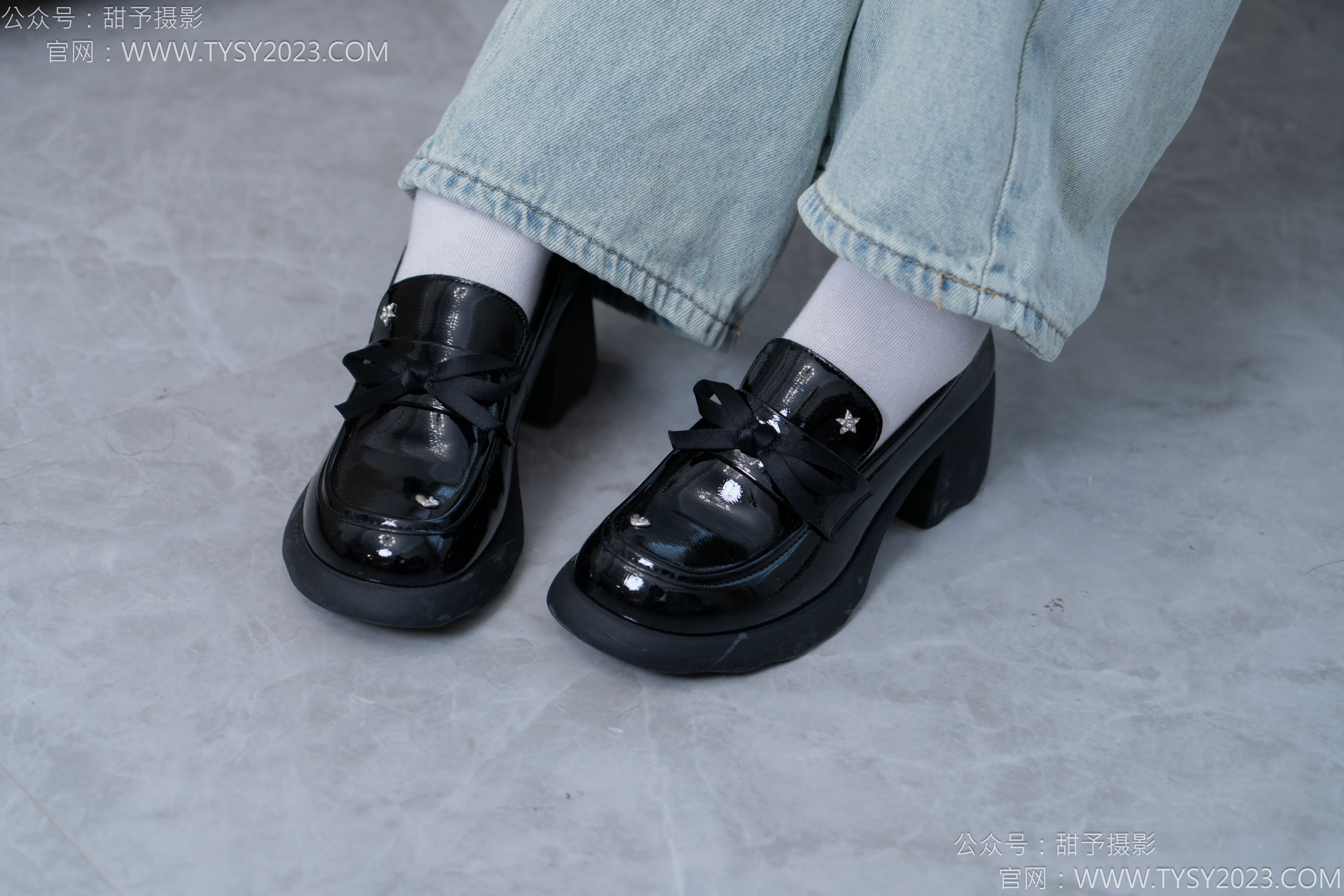 甜予摄影 No.162 知知 - 皮鞋、白棉袜、裸足/(125P)
