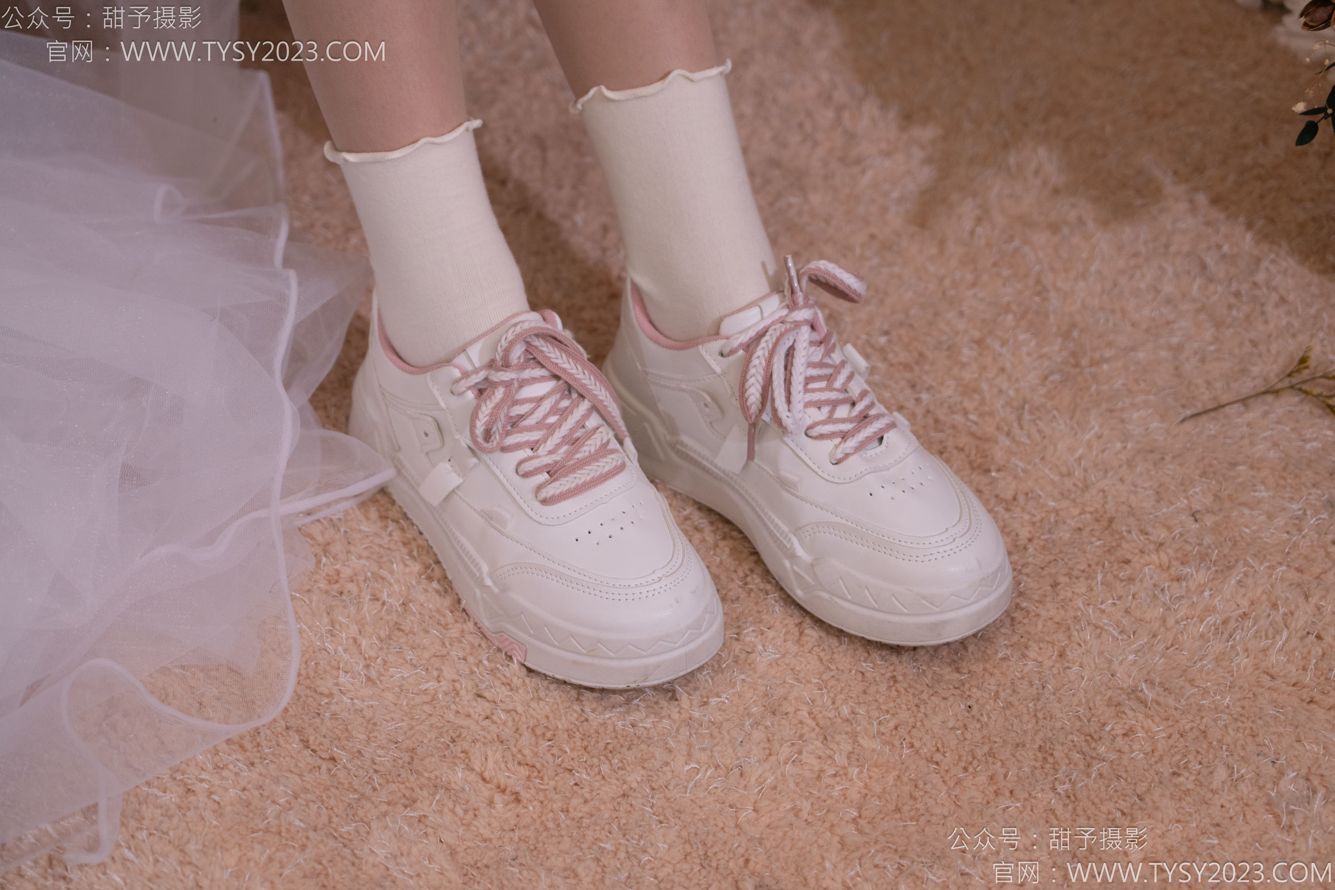甜予摄影 No.177 璇璇 - 板鞋、白棉袜、薄肉丝/(129P)