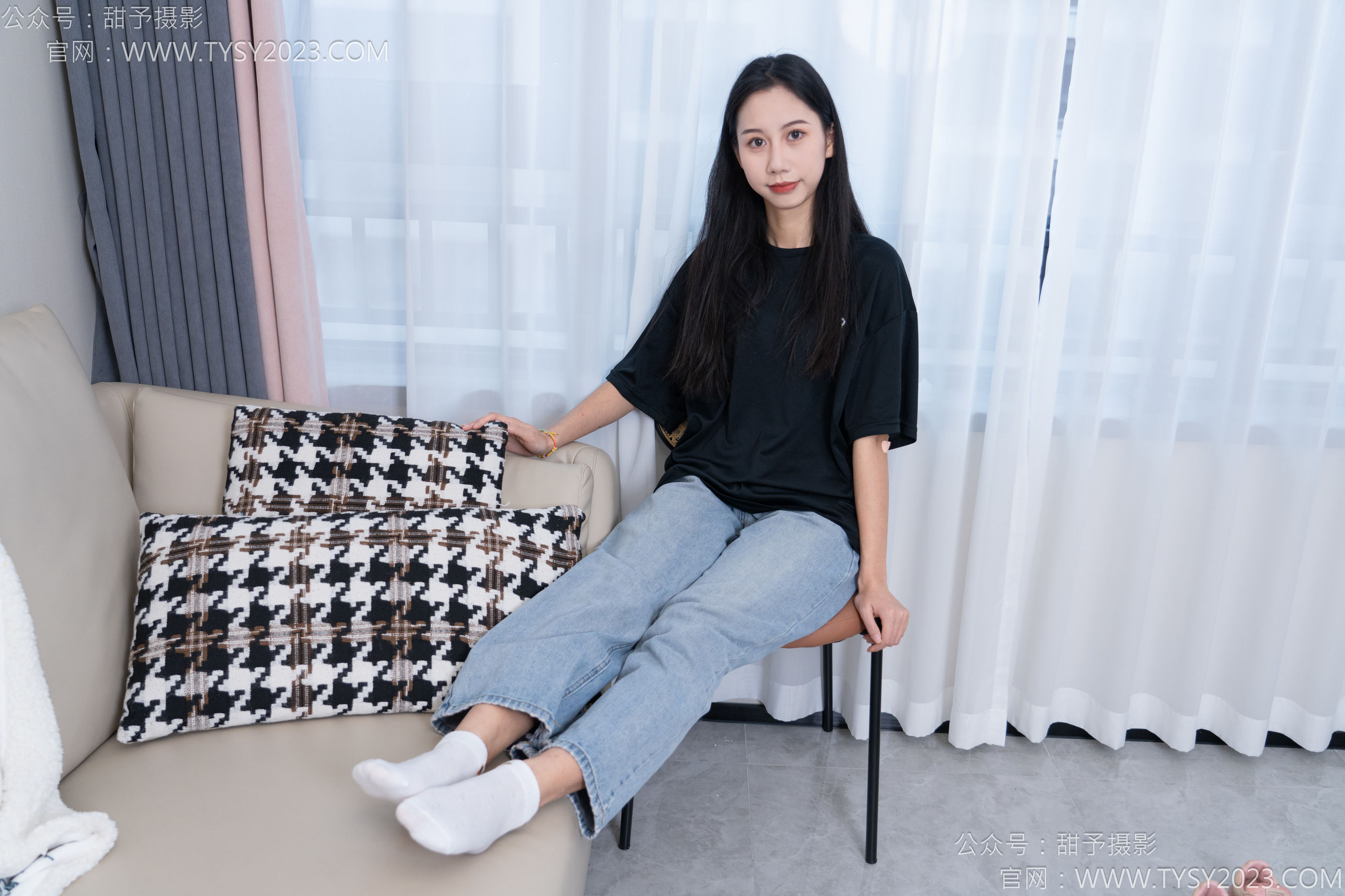 甜予摄影 No.163 娃娃 - 板鞋、白棉袜、裸足/(130P)