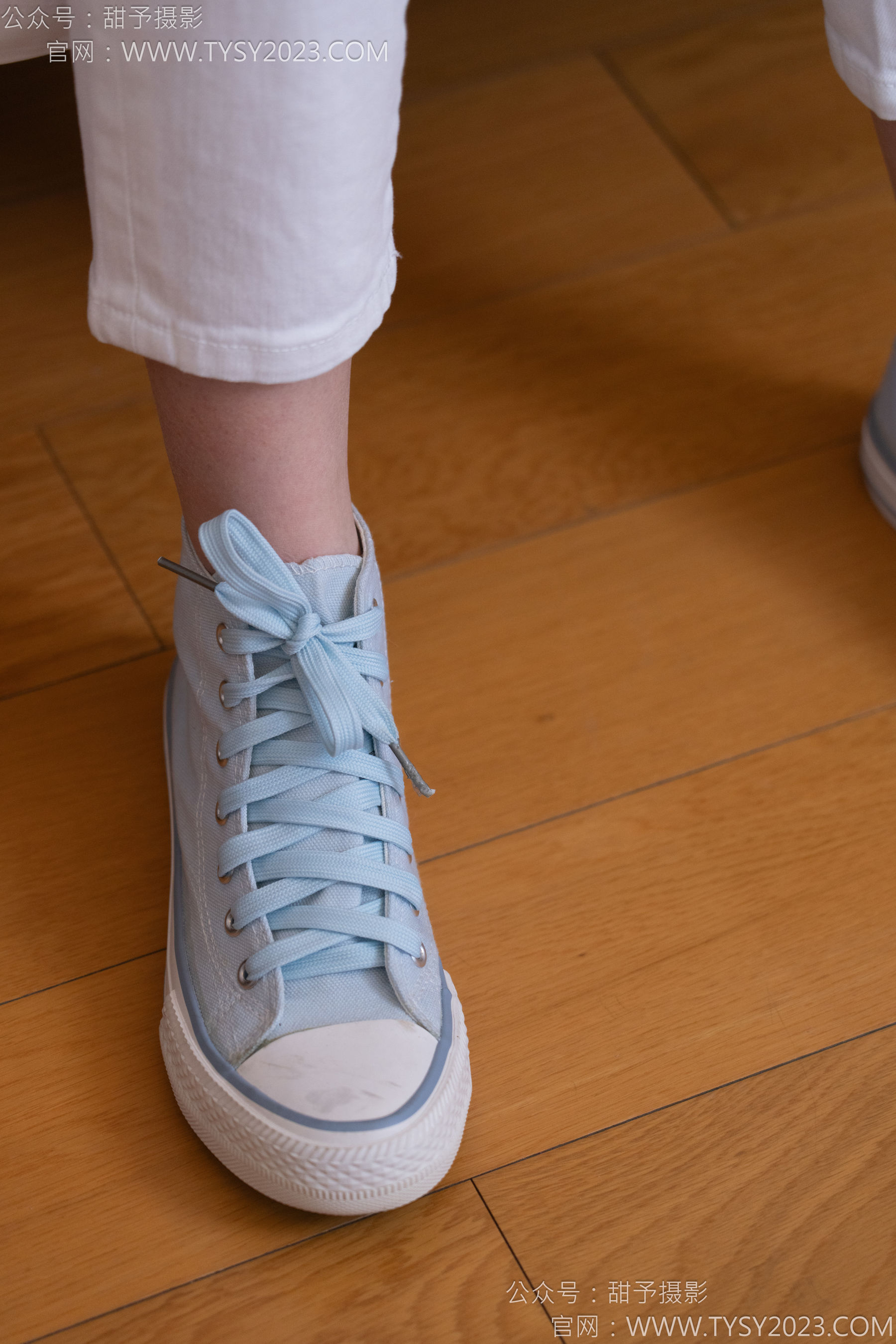 甜予摄影 No.171 璇璇 - 帆布鞋、白棉袜、抖腿剧情/(151P)