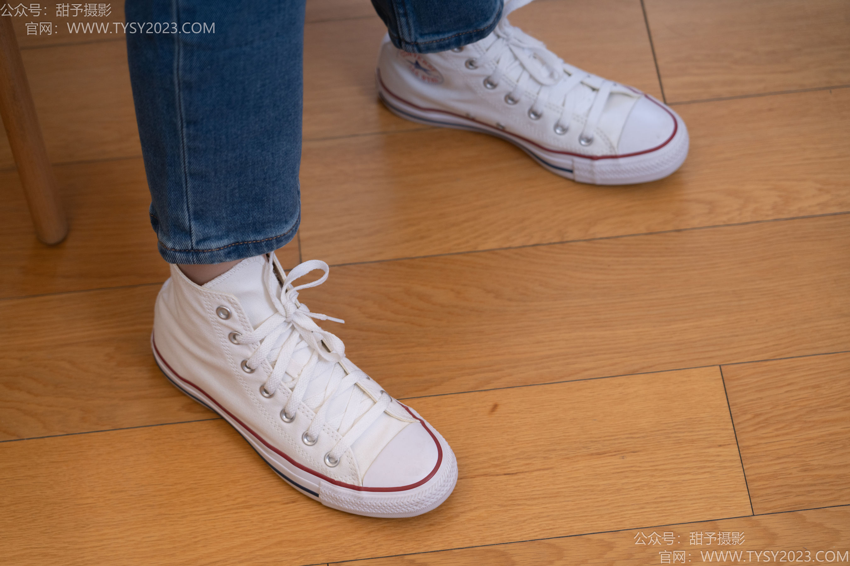 甜予摄影 No.189 璇璇 - 帆布鞋、裸足、抖腿剧情/(134P)