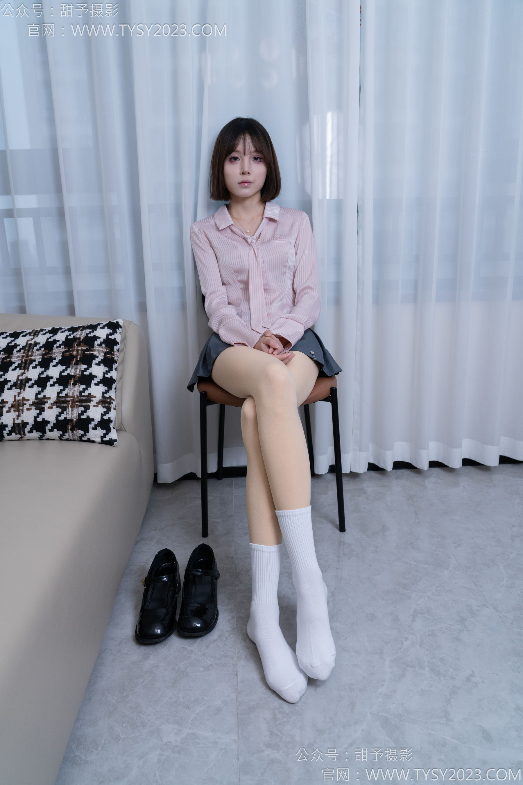 甜予摄影 No.185 珞珞 - 皮鞋、白棉袜、厚肉丝/(130P)