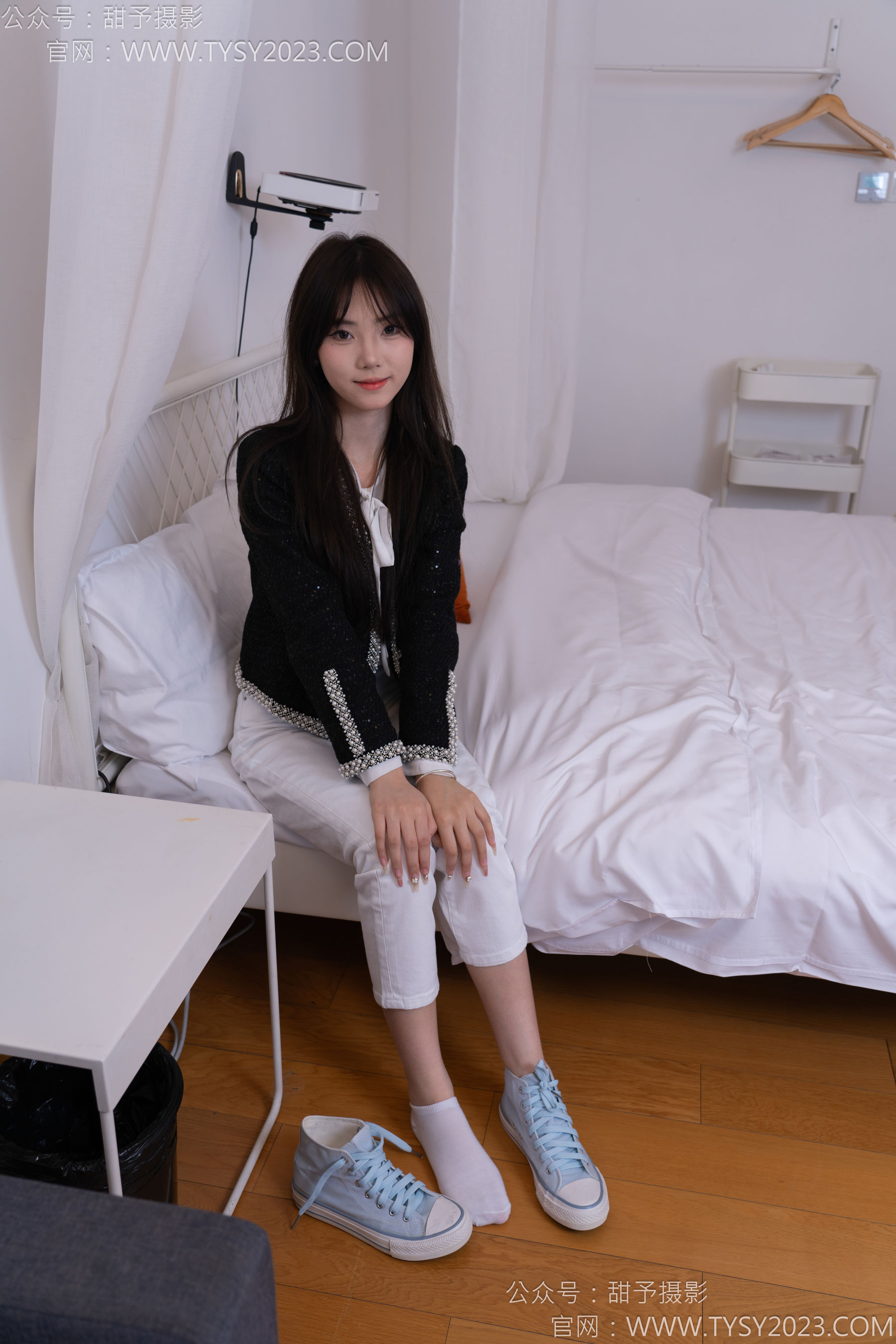 甜予摄影 No.171 璇璇 - 帆布鞋、白棉袜、抖腿剧情/(151P)