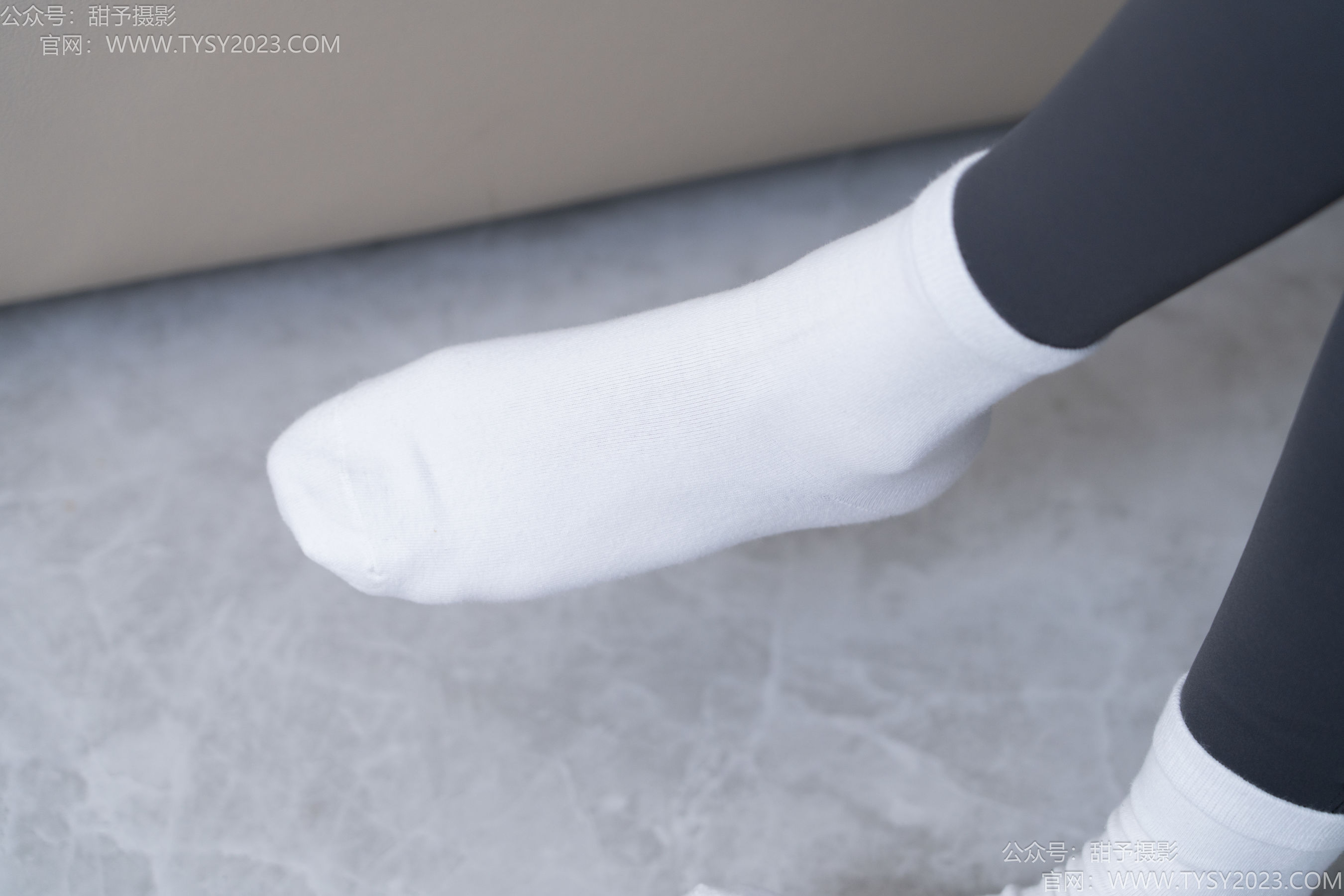 甜予摄影 No.192 澜澜 - 高跟鞋、白棉袜、裸足/(134P)