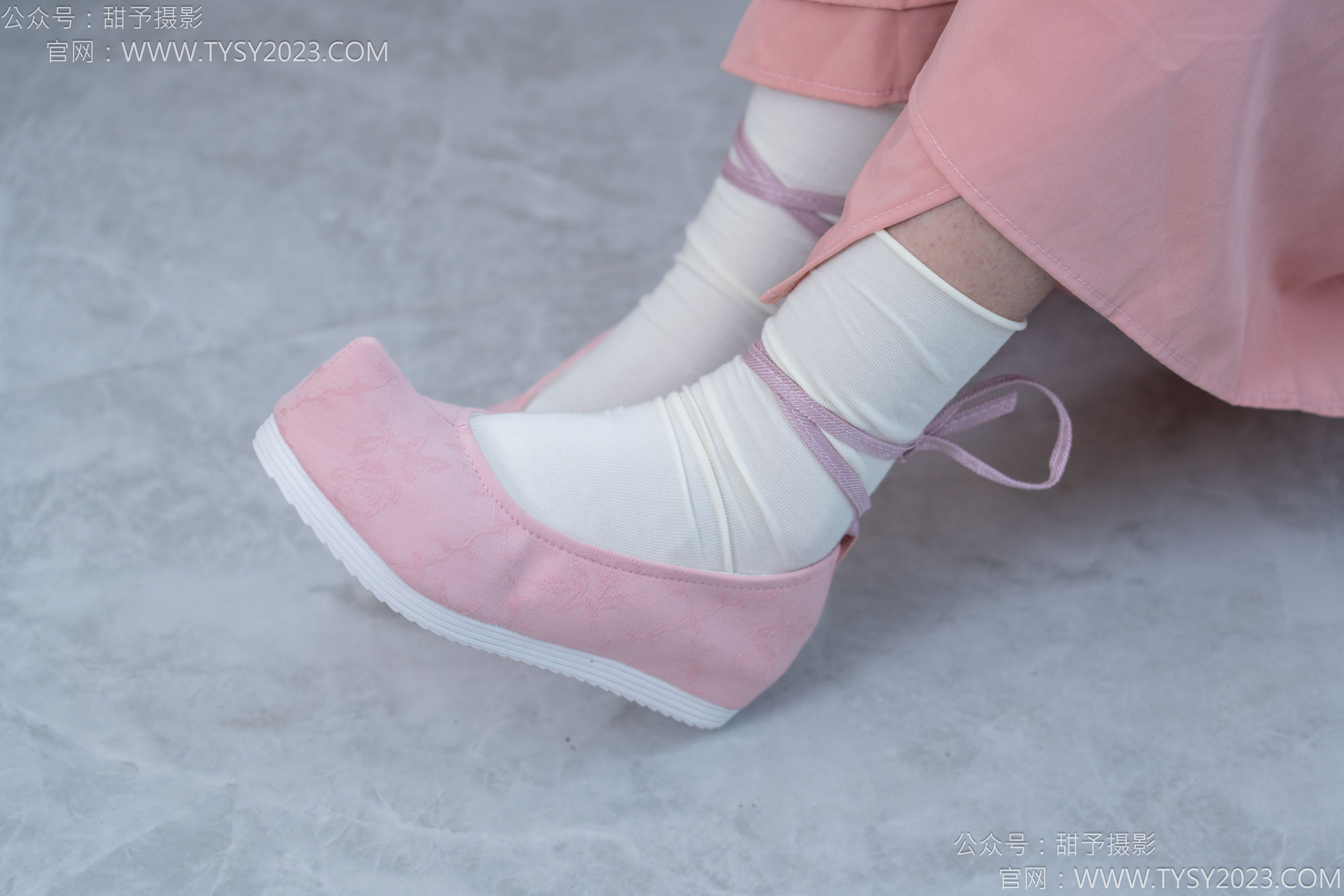 甜予摄影 No.183 知知 - 布鞋、白棉袜、裸足/(148P)