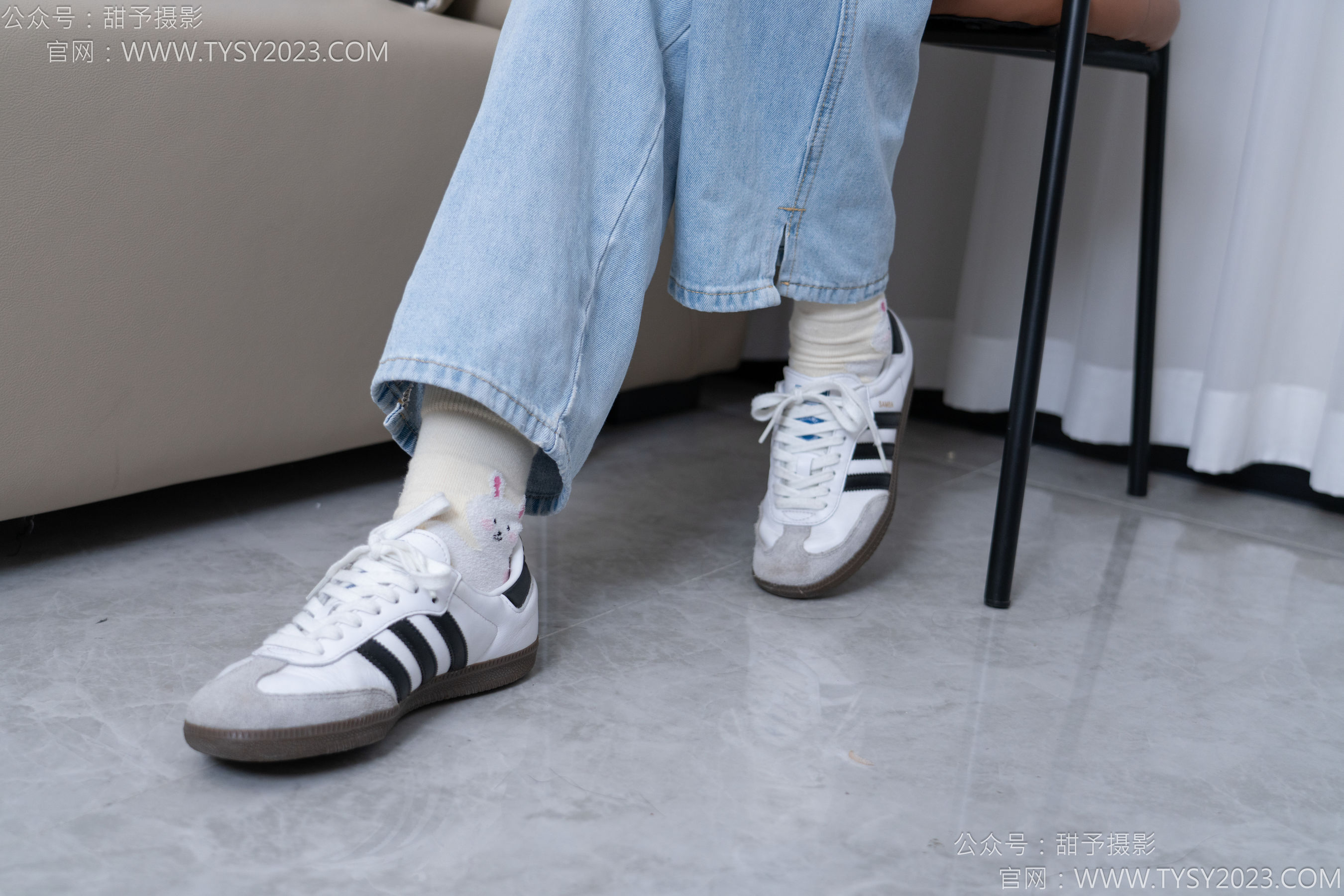 甜予摄影 No.160 番茄 - 板鞋、印花棉袜、裸足/(125P)