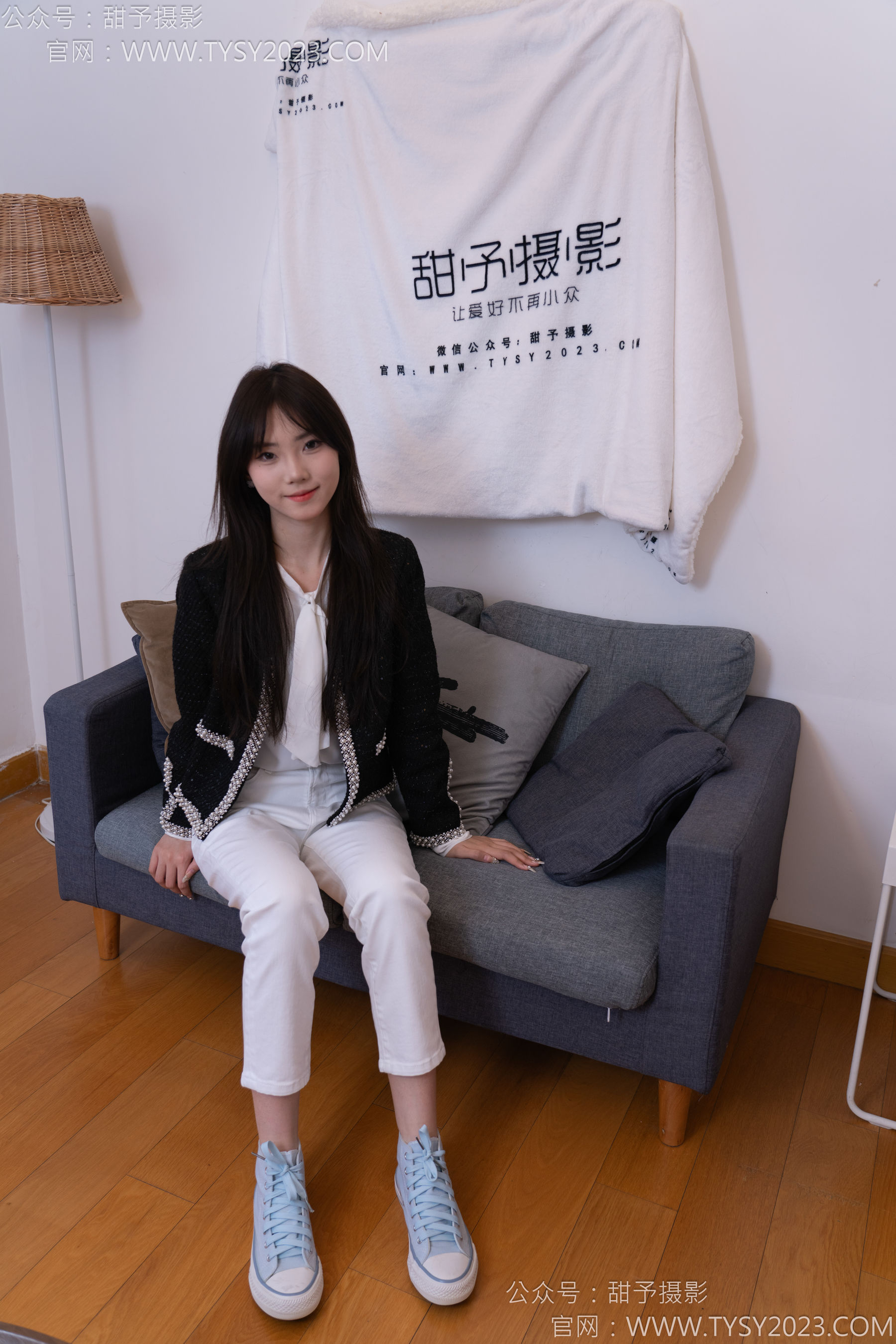 甜予摄影 No.171 璇璇 - 帆布鞋、白棉袜、抖腿剧情/(151P)