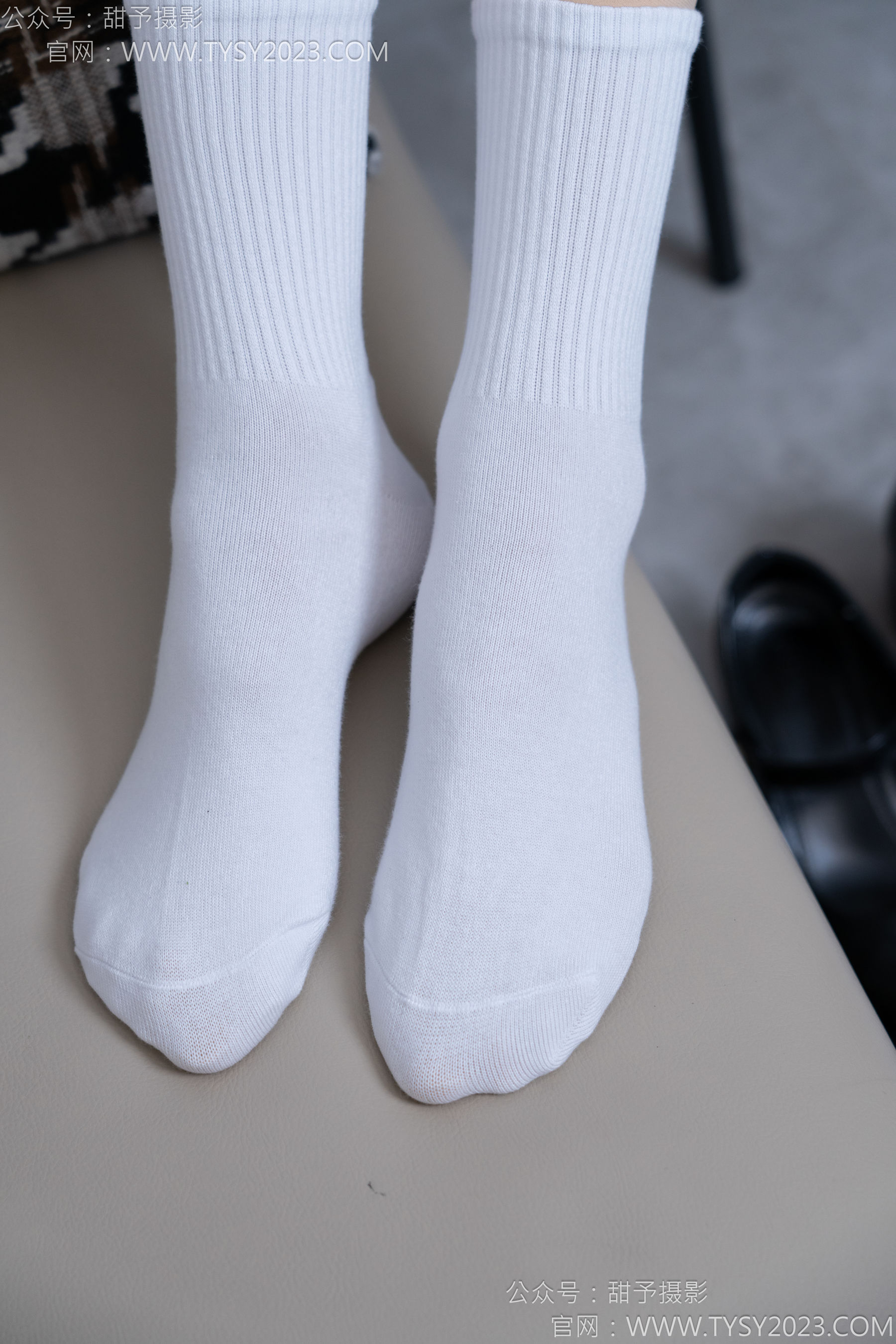 甜予摄影 No.185 珞珞 - 皮鞋、白棉袜、厚肉丝/(130P)