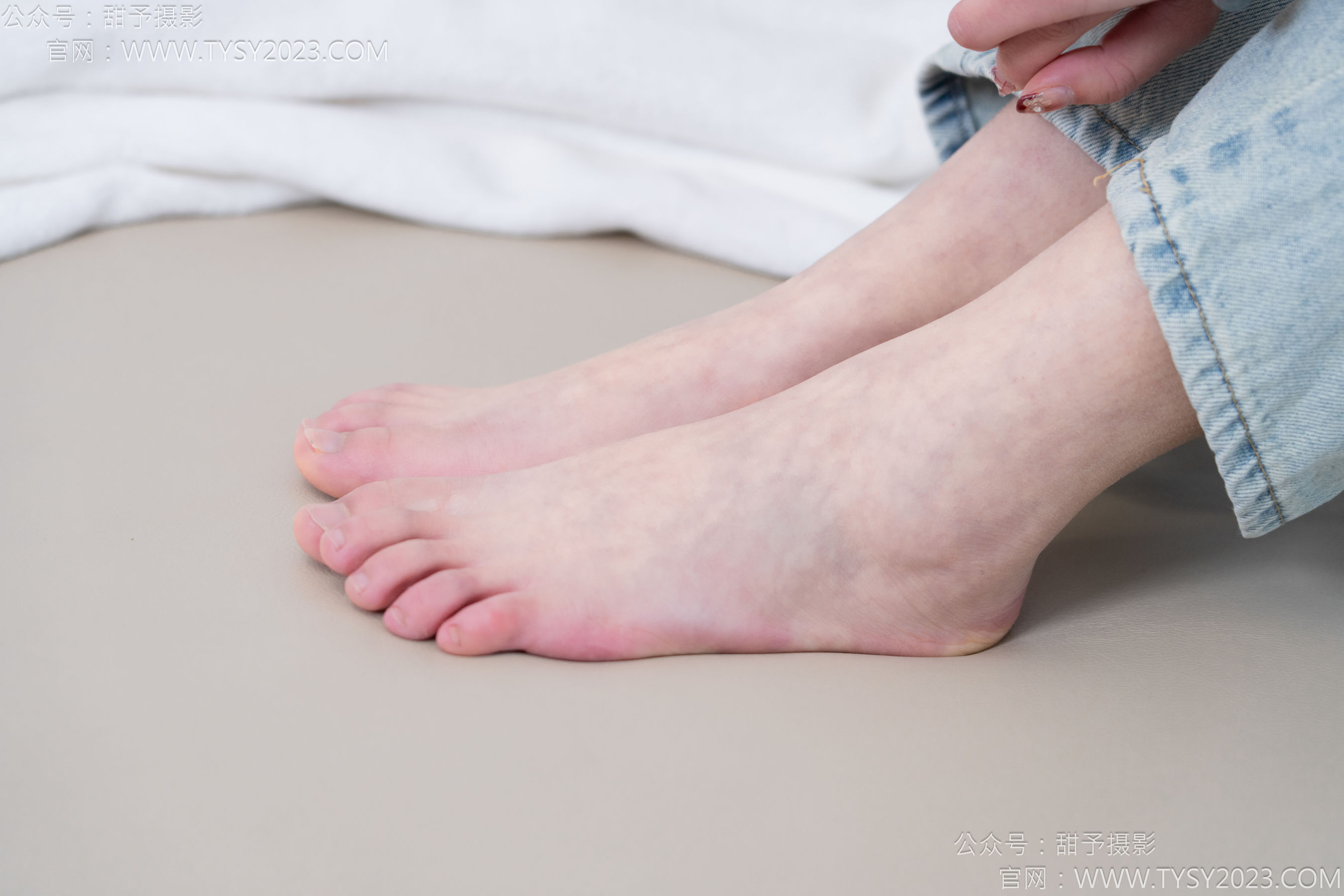 甜予摄影 No.162 知知 - 皮鞋、白棉袜、裸足/(125P)