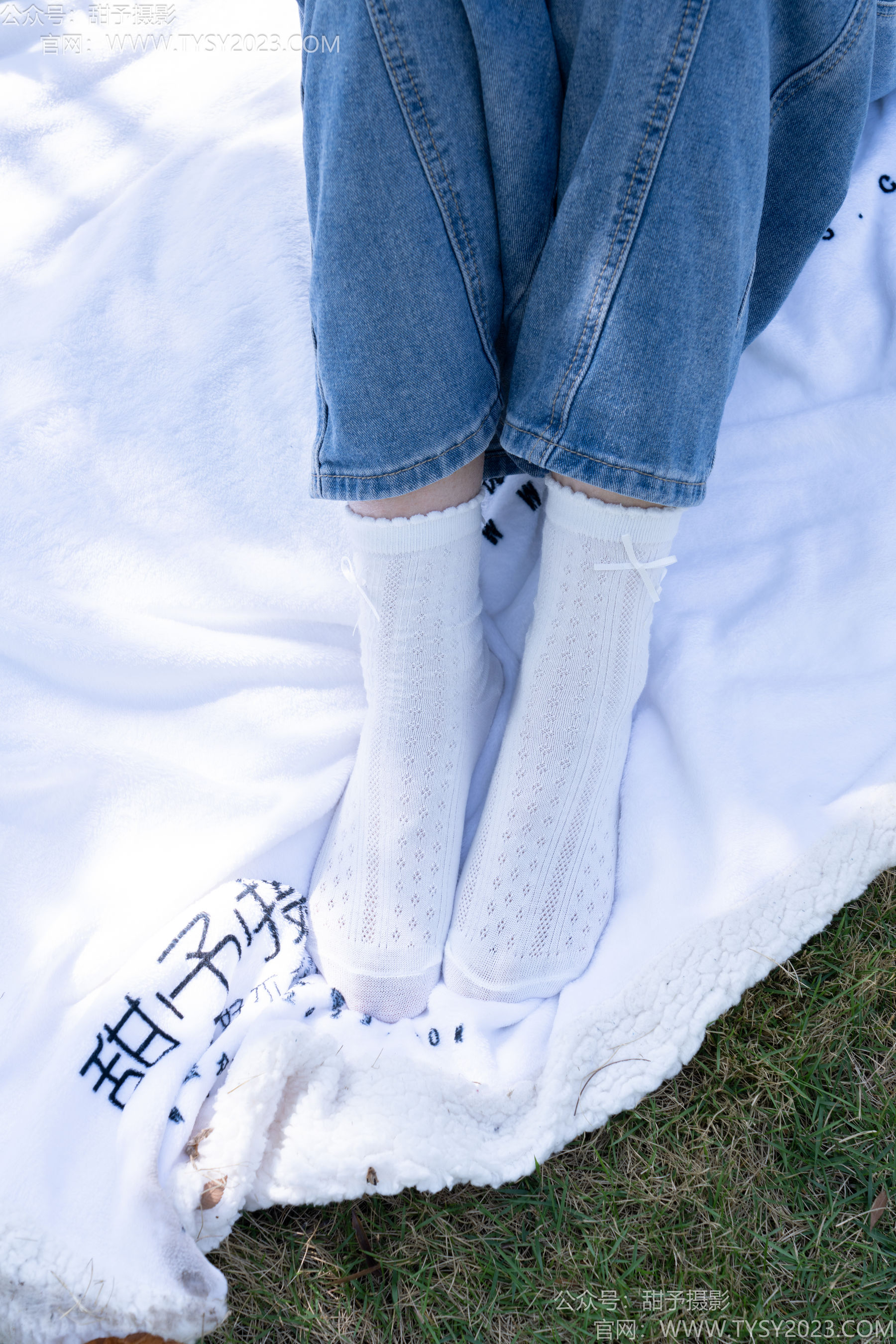 甜予摄影 No.194 小橙子 - 板鞋、白棉袜、裸足/(130P)