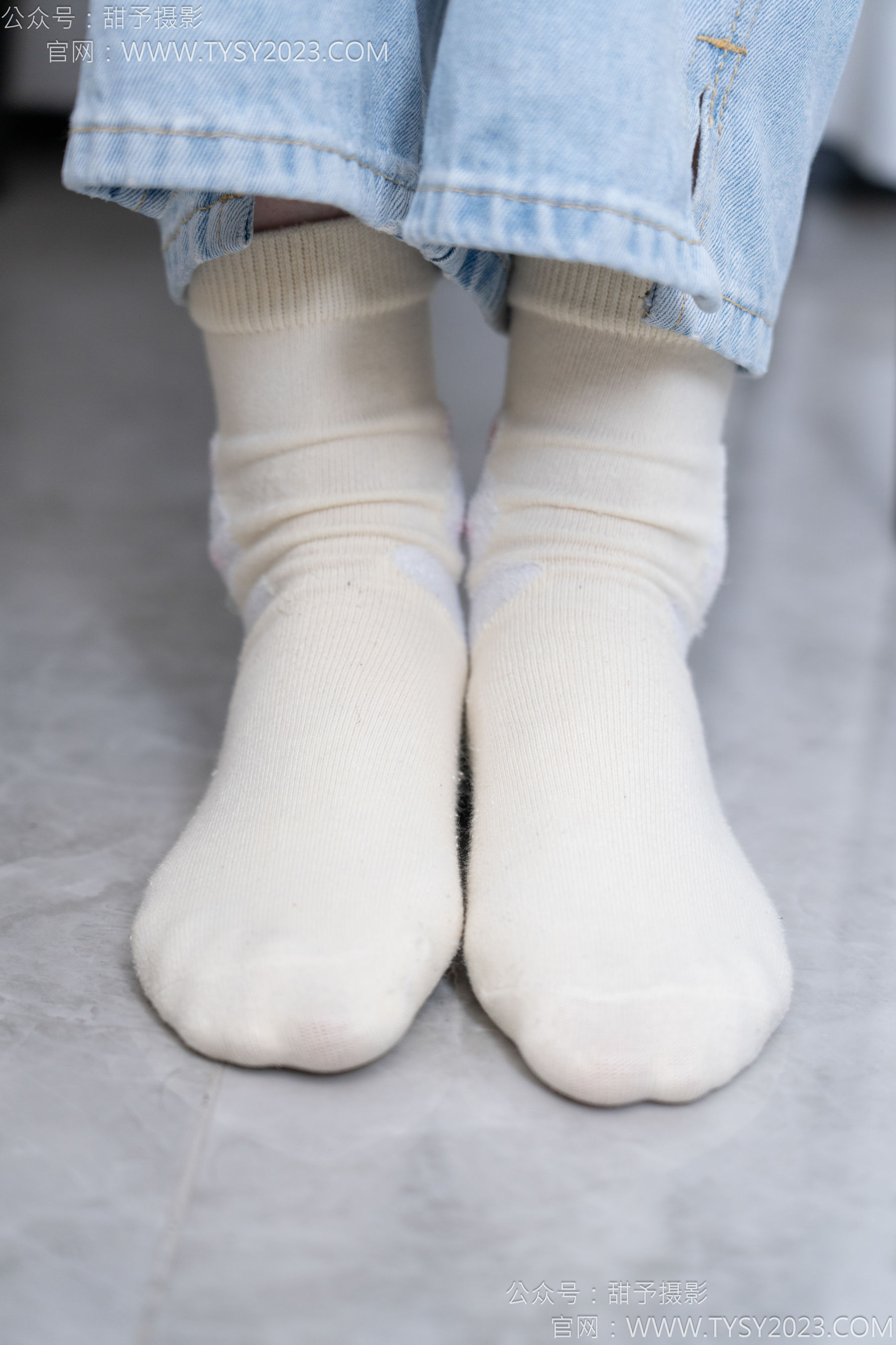 甜予摄影 No.160 番茄 - 板鞋、印花棉袜、裸足/(125P)