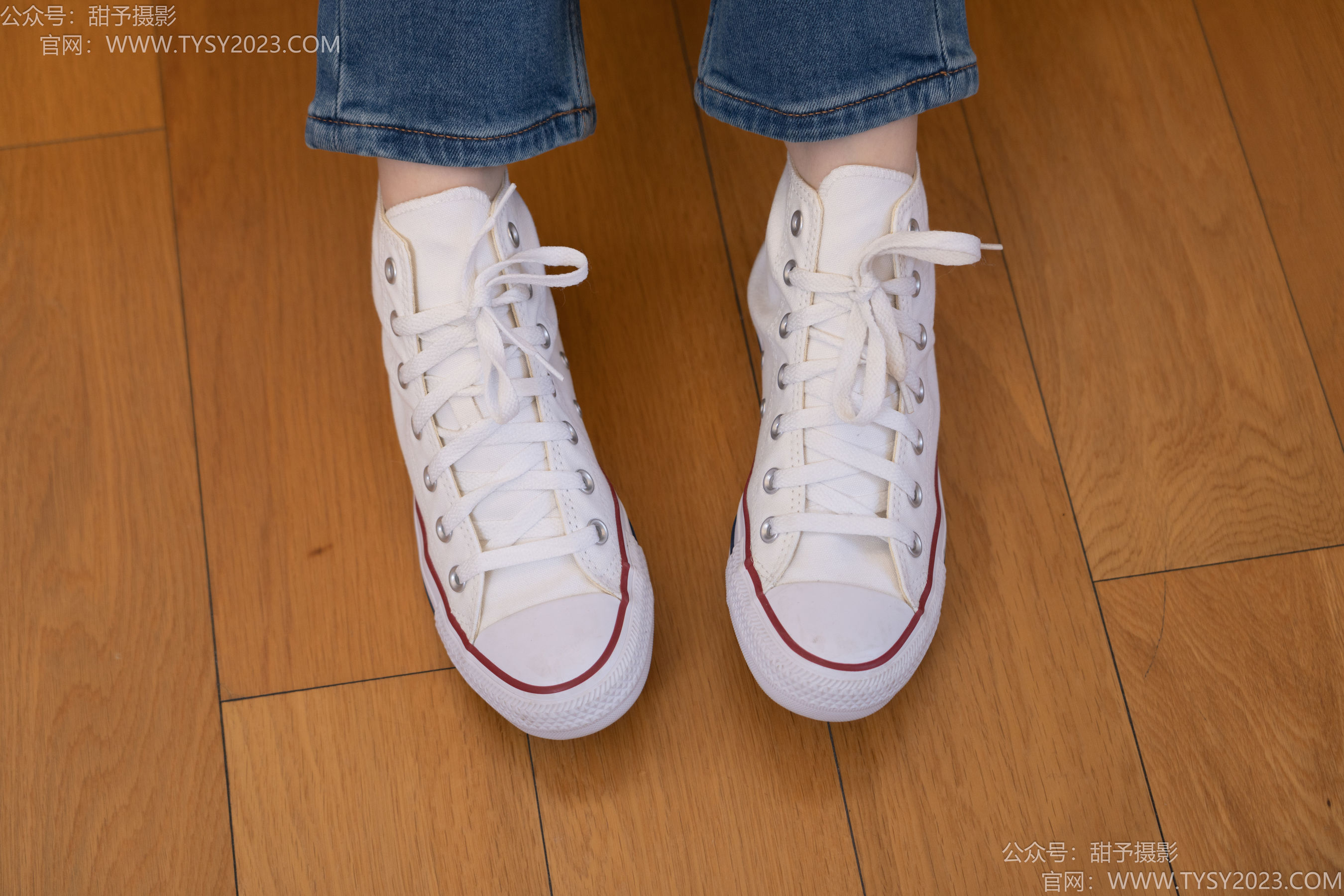 甜予摄影 No.189 璇璇 - 帆布鞋、裸足、抖腿剧情/(134P)