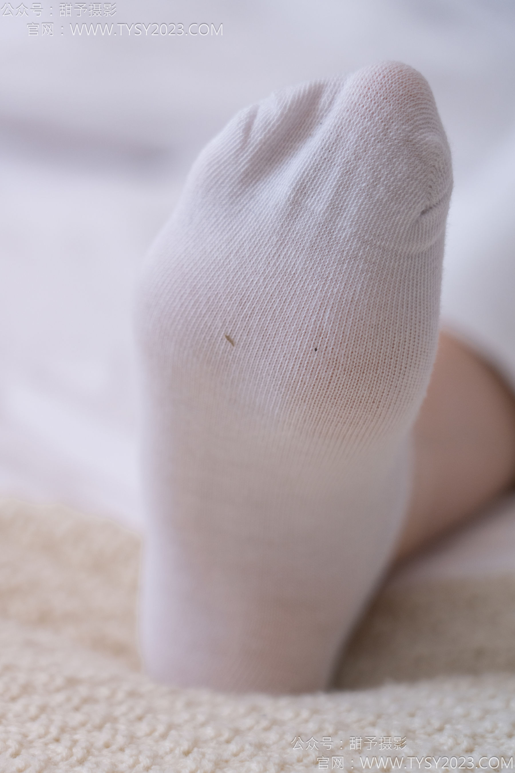 甜予摄影 No.171 璇璇 - 帆布鞋、白棉袜、抖腿剧情/(151P)