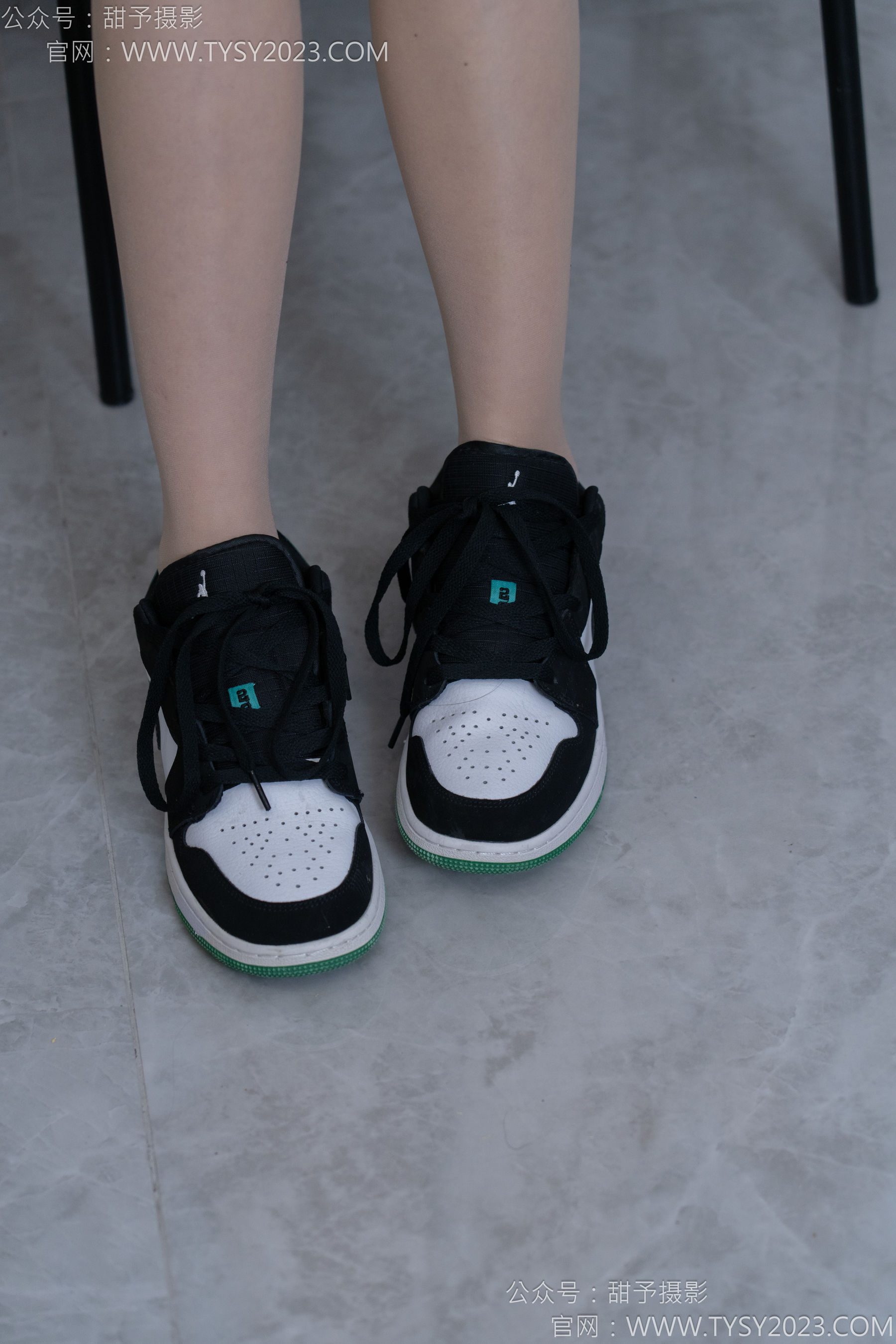 甜予摄影 No.176 珞珞 - 板鞋、薄肉丝/(134P)