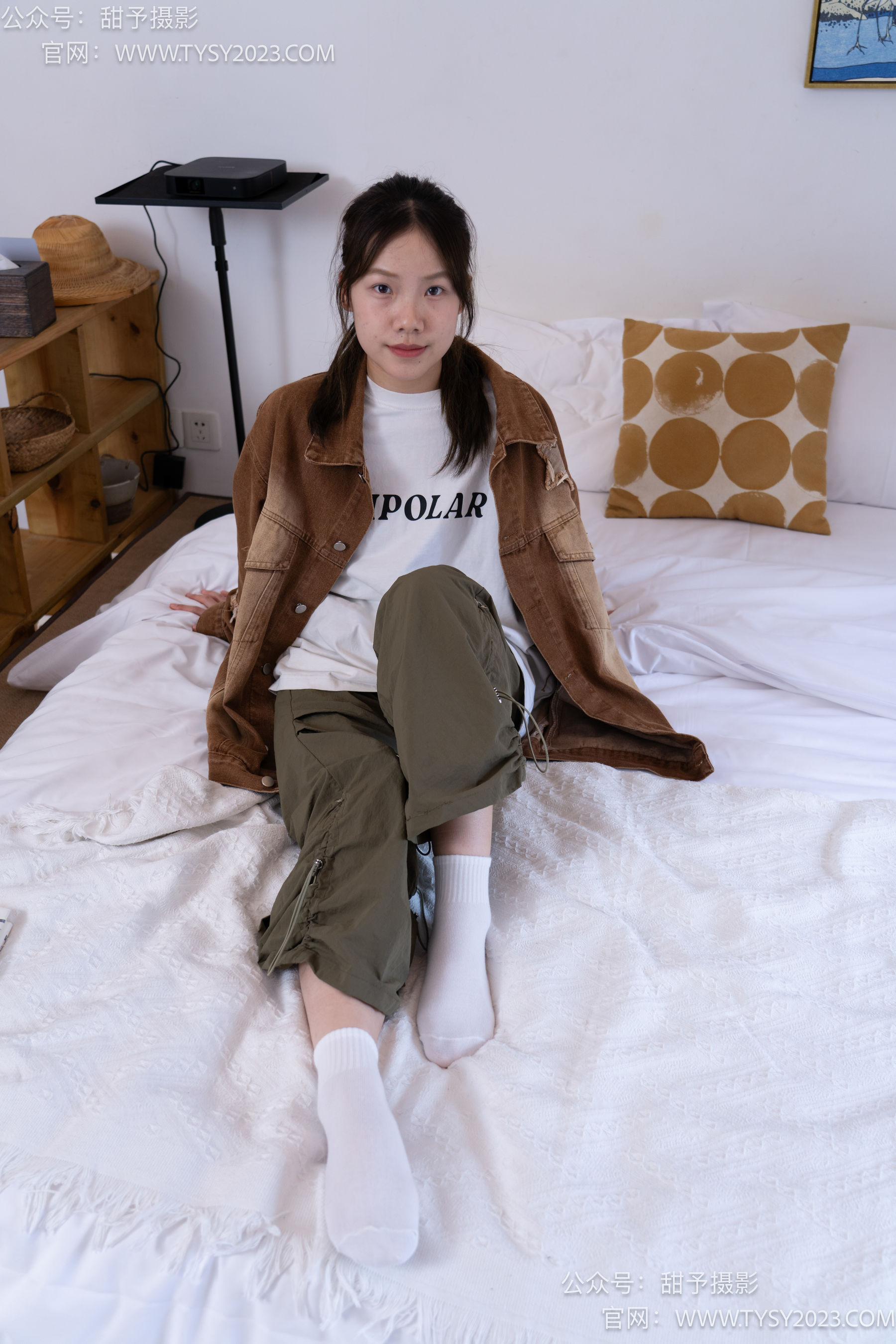 甜予摄影 No.161 双双 - 板鞋、白棉袜、裸足/(130P)