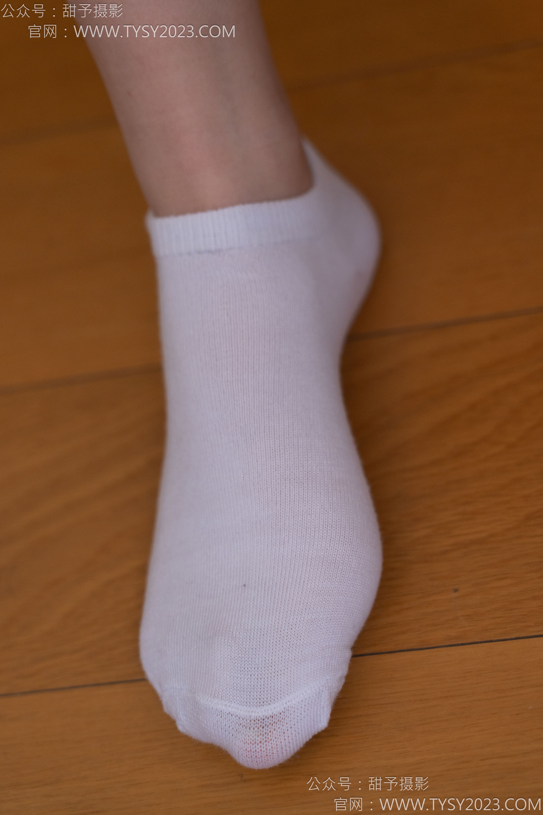 甜予摄影 No.171 璇璇 - 帆布鞋、白棉袜、抖腿剧情/(151P)