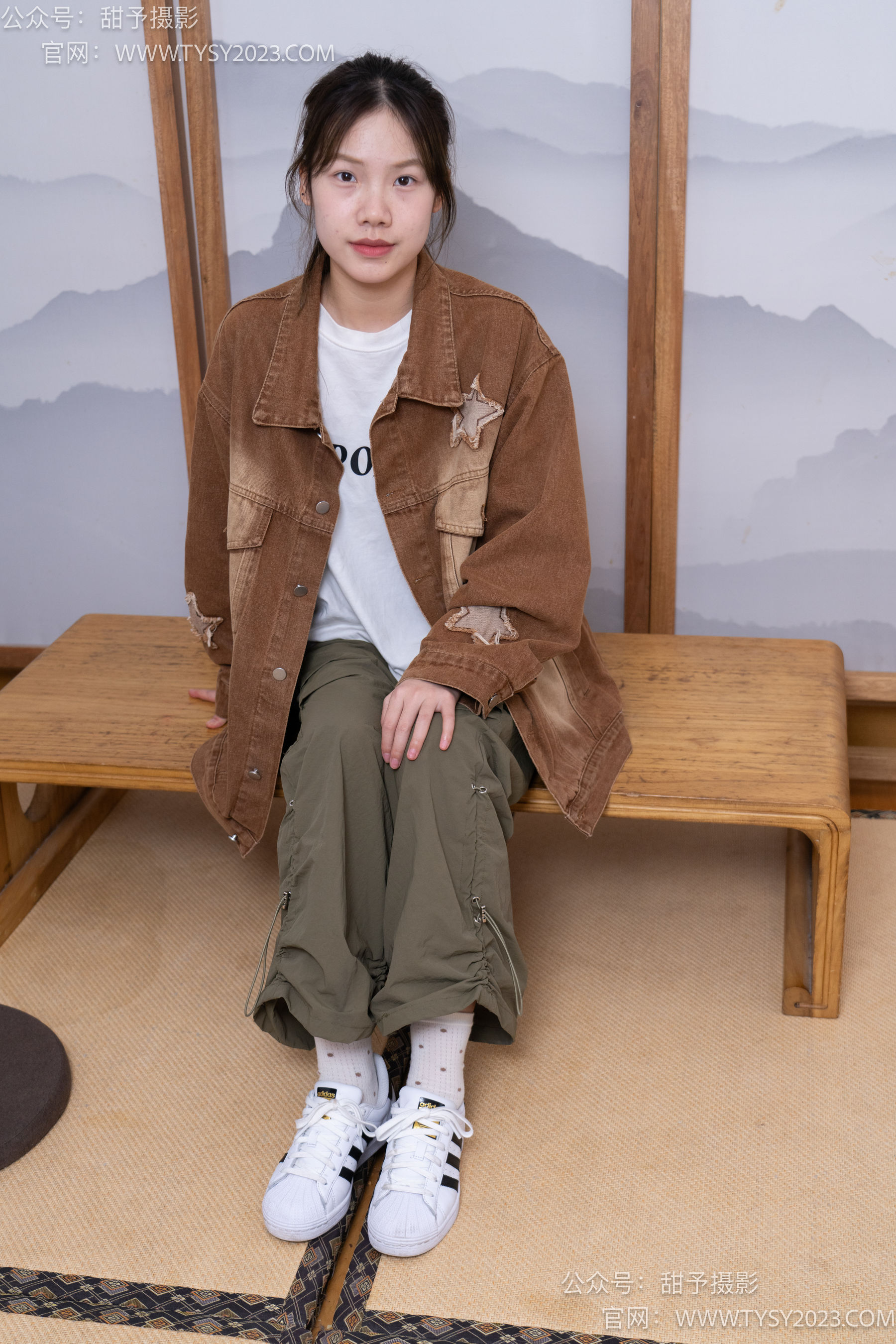 甜予摄影 No.161 双双 - 板鞋、白棉袜、裸足/(130P)