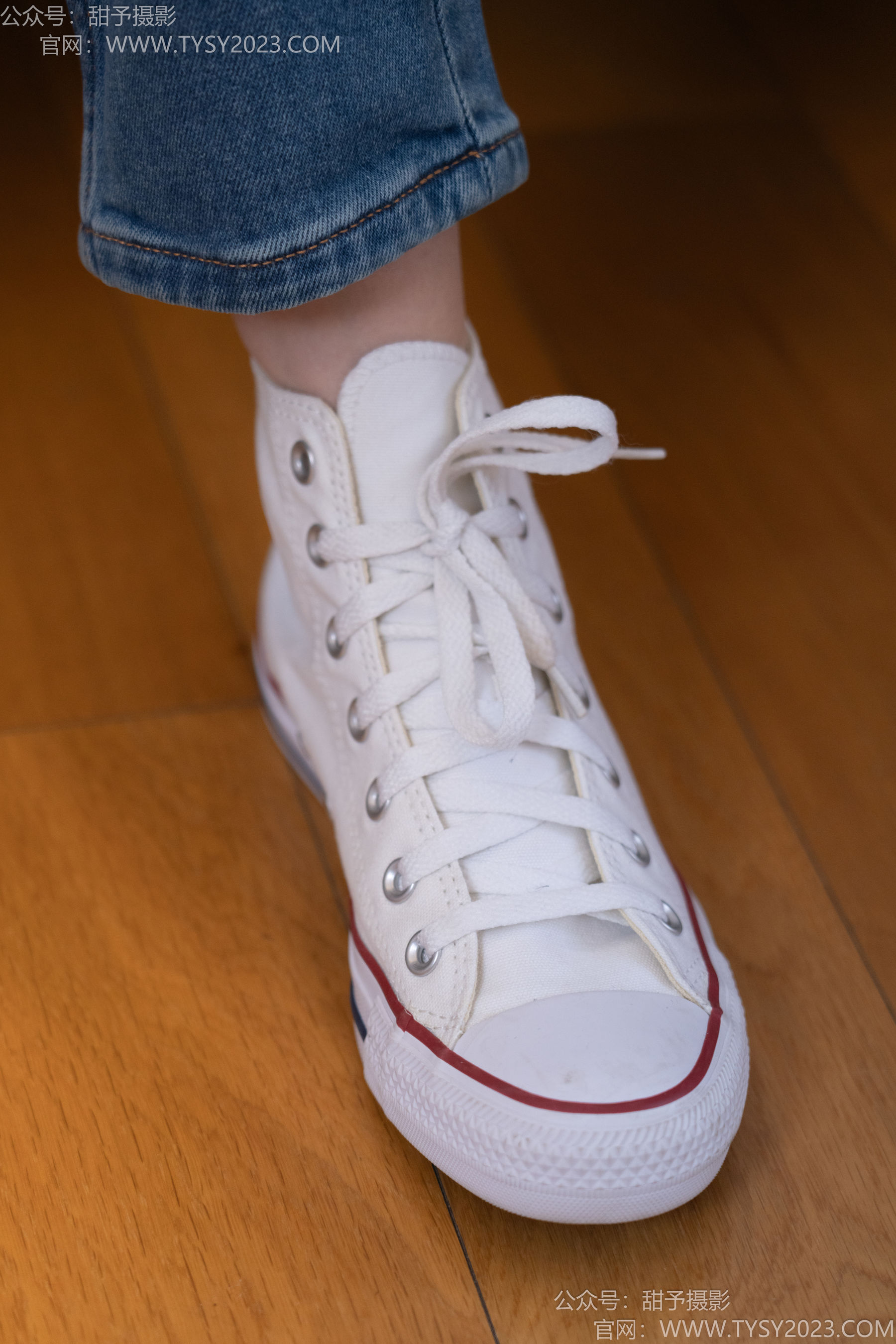 甜予摄影 No.189 璇璇 - 帆布鞋、裸足、抖腿剧情/(134P)