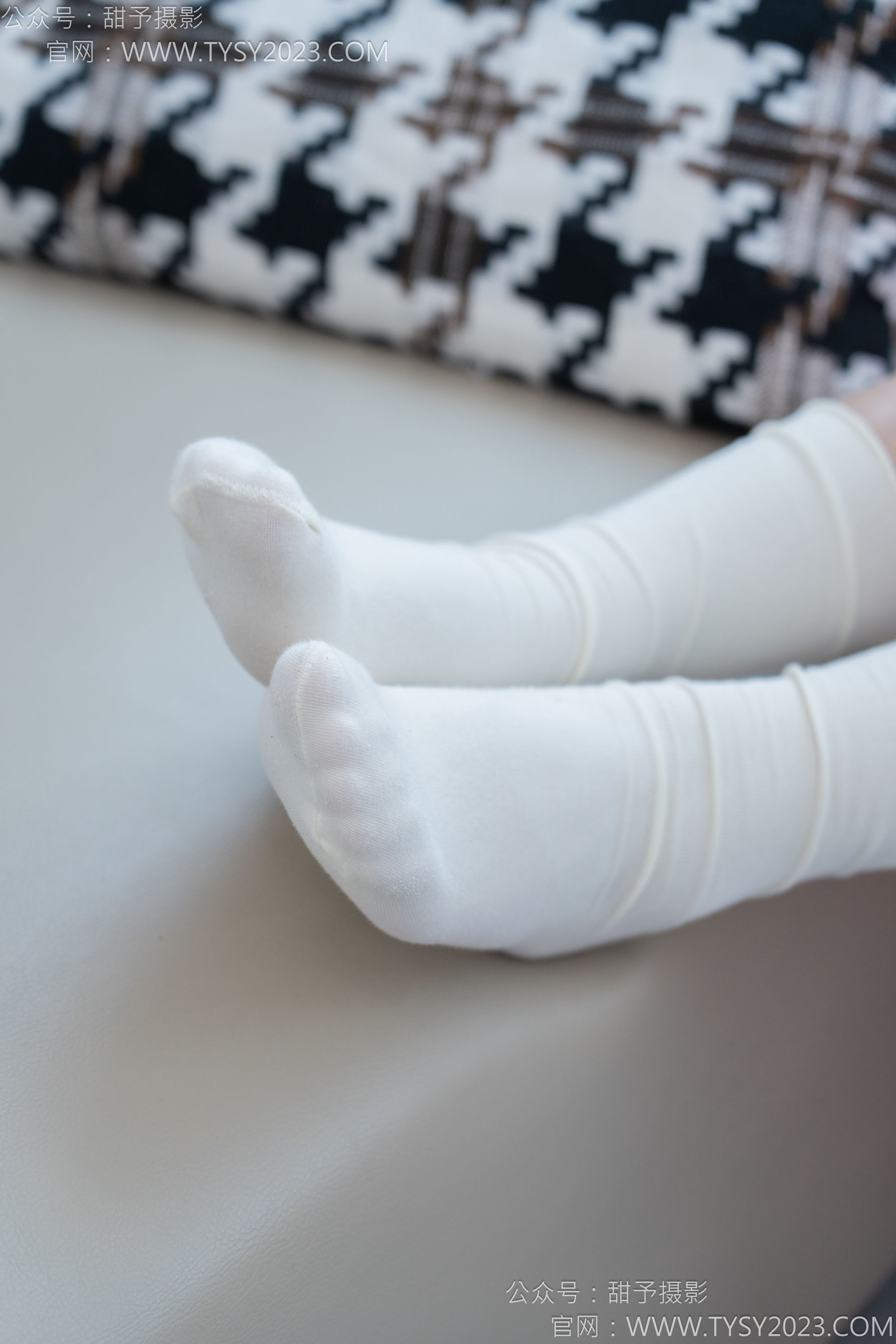 甜予摄影 No.183 知知 - 布鞋、白棉袜、裸足/(148P)