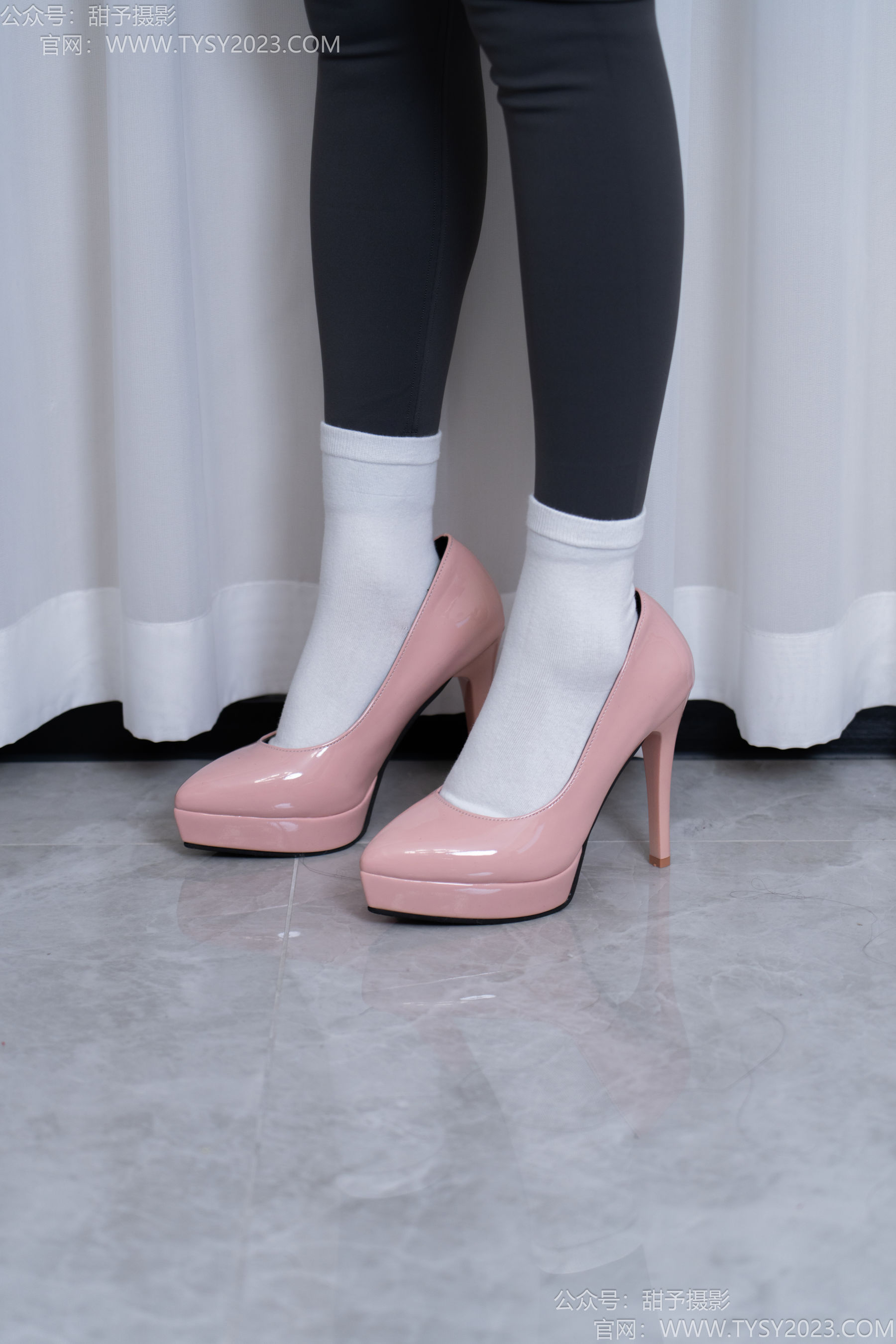 甜予摄影 No.192 澜澜 - 高跟鞋、白棉袜、裸足/(134P)