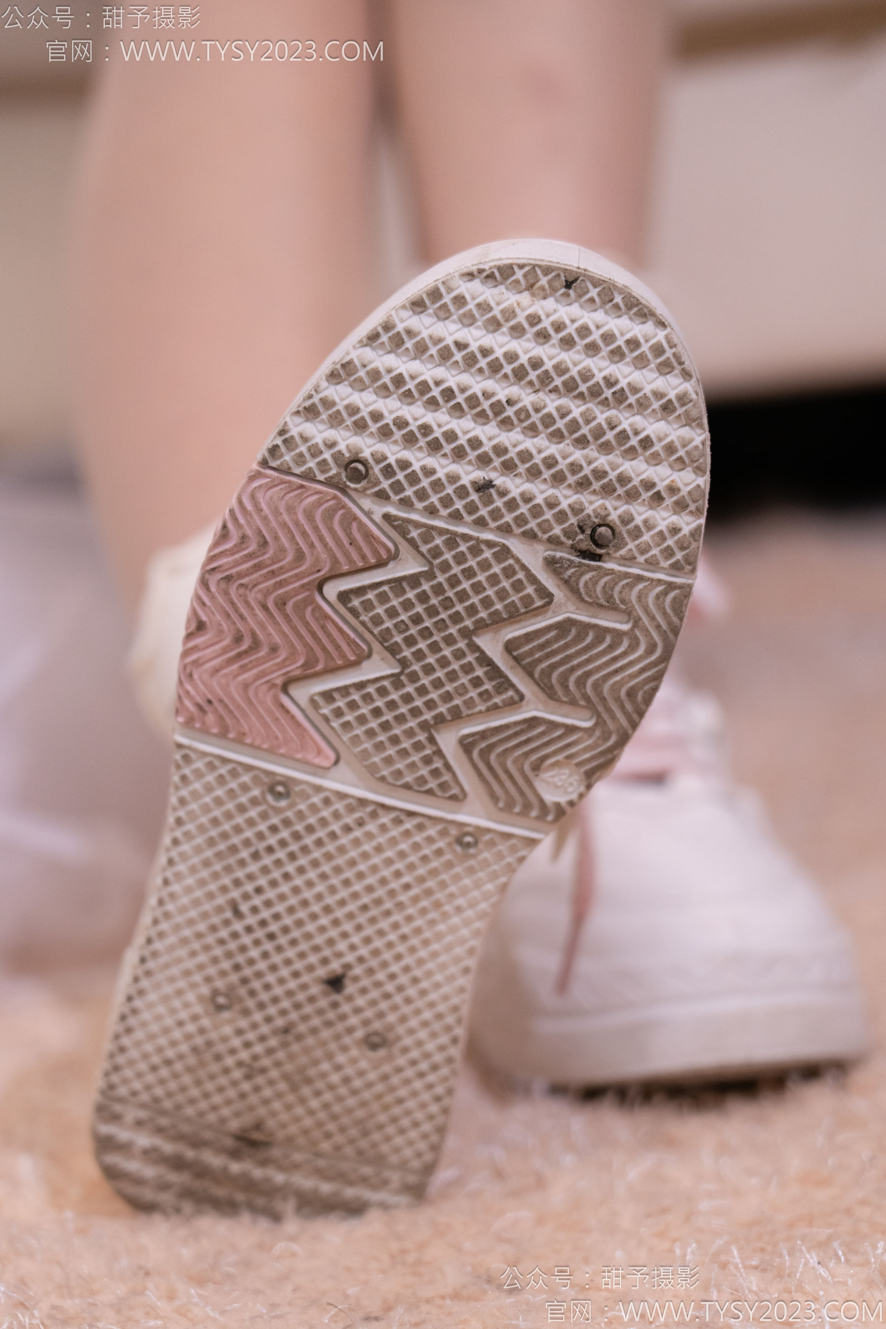 甜予摄影 No.177 璇璇 - 板鞋、白棉袜、薄肉丝/(129P)