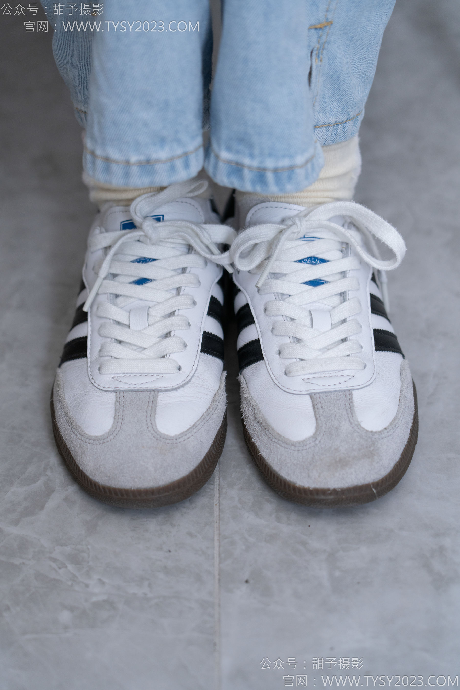 甜予摄影 No.160 番茄 - 板鞋、印花棉袜、裸足/(125P)