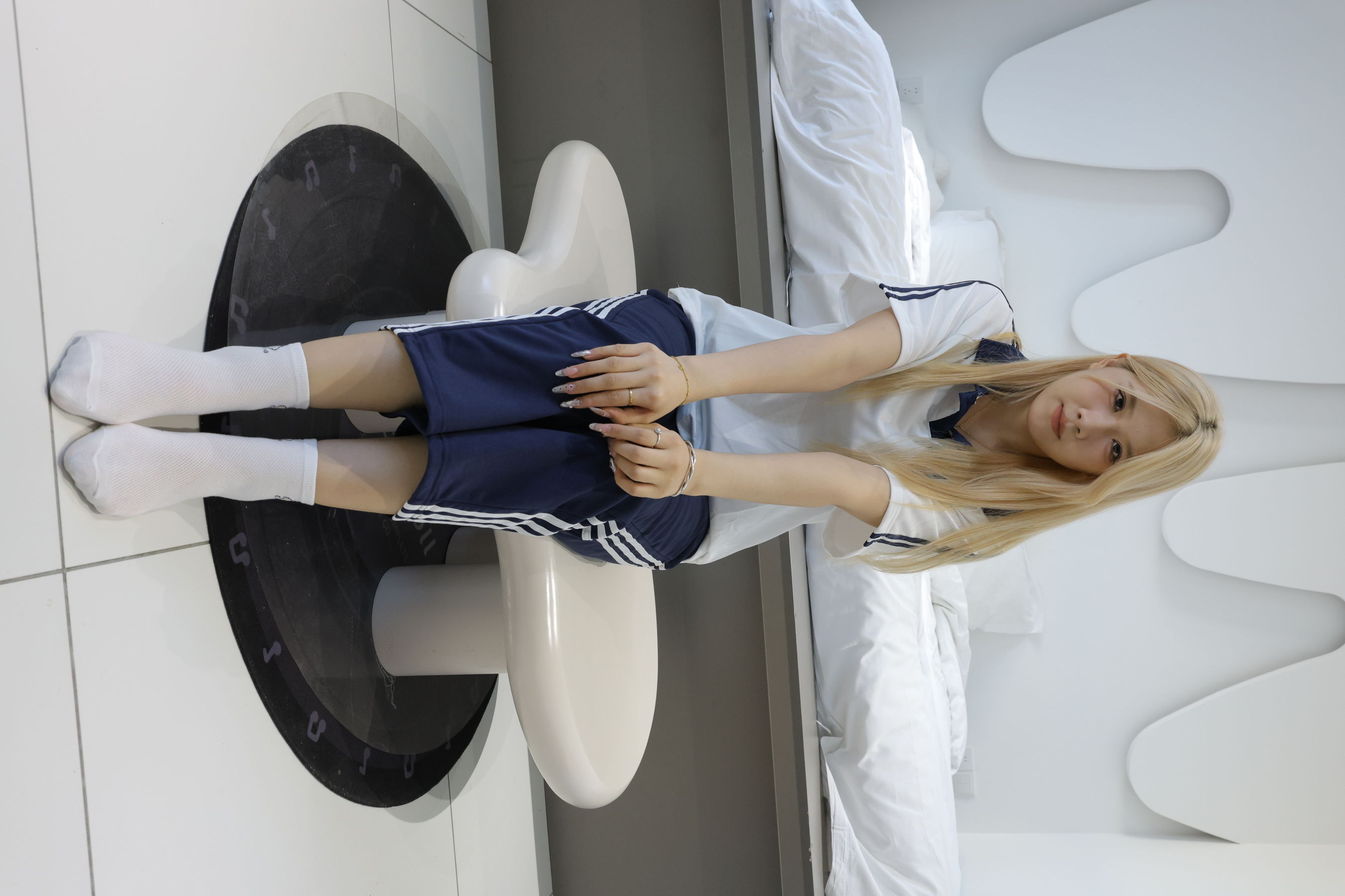 绮梦摄影 2024.09.12 No.022 栗子 珍藏无修无水印版/(385P)