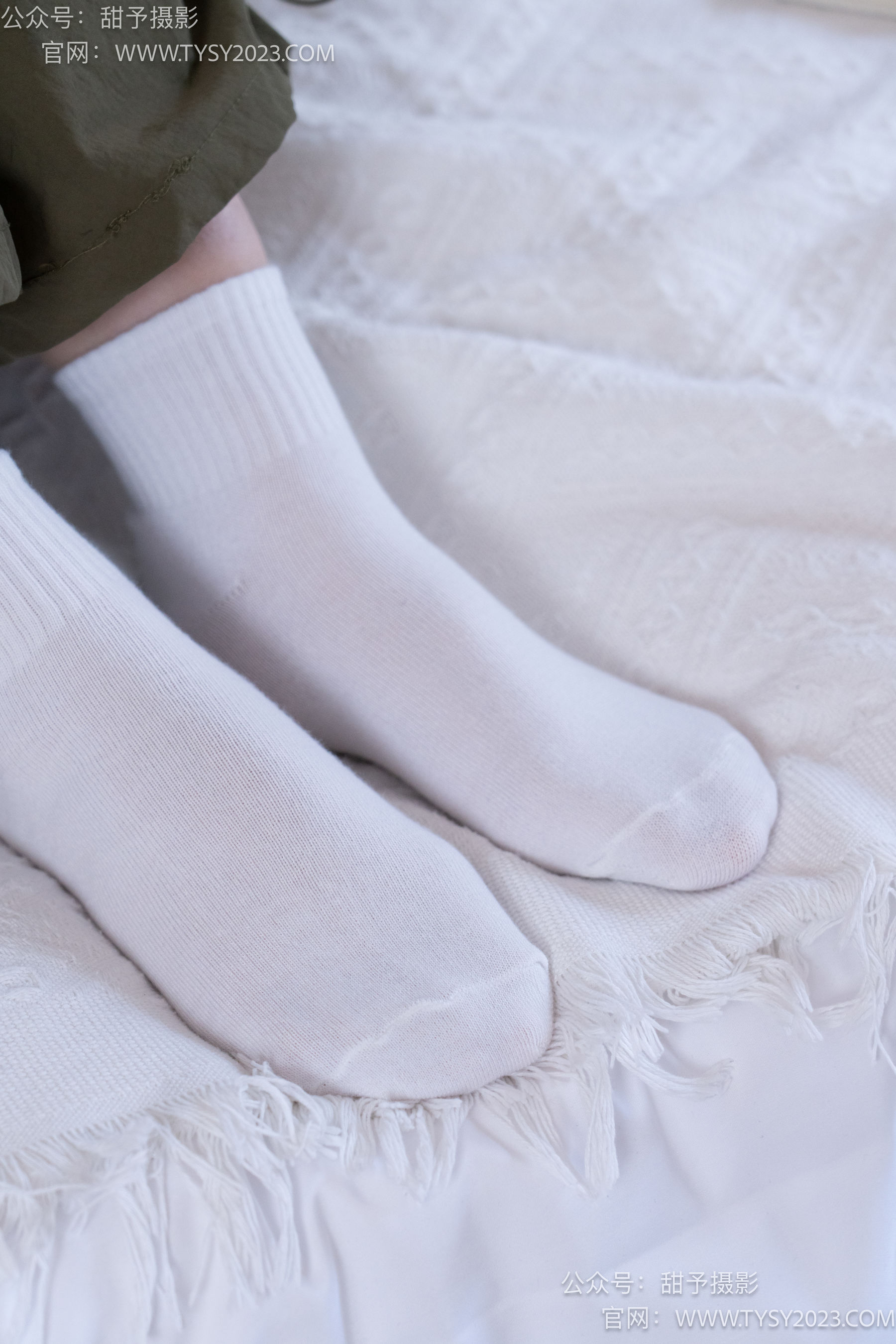 甜予摄影 No.161 双双 - 板鞋、白棉袜、裸足/(130P)