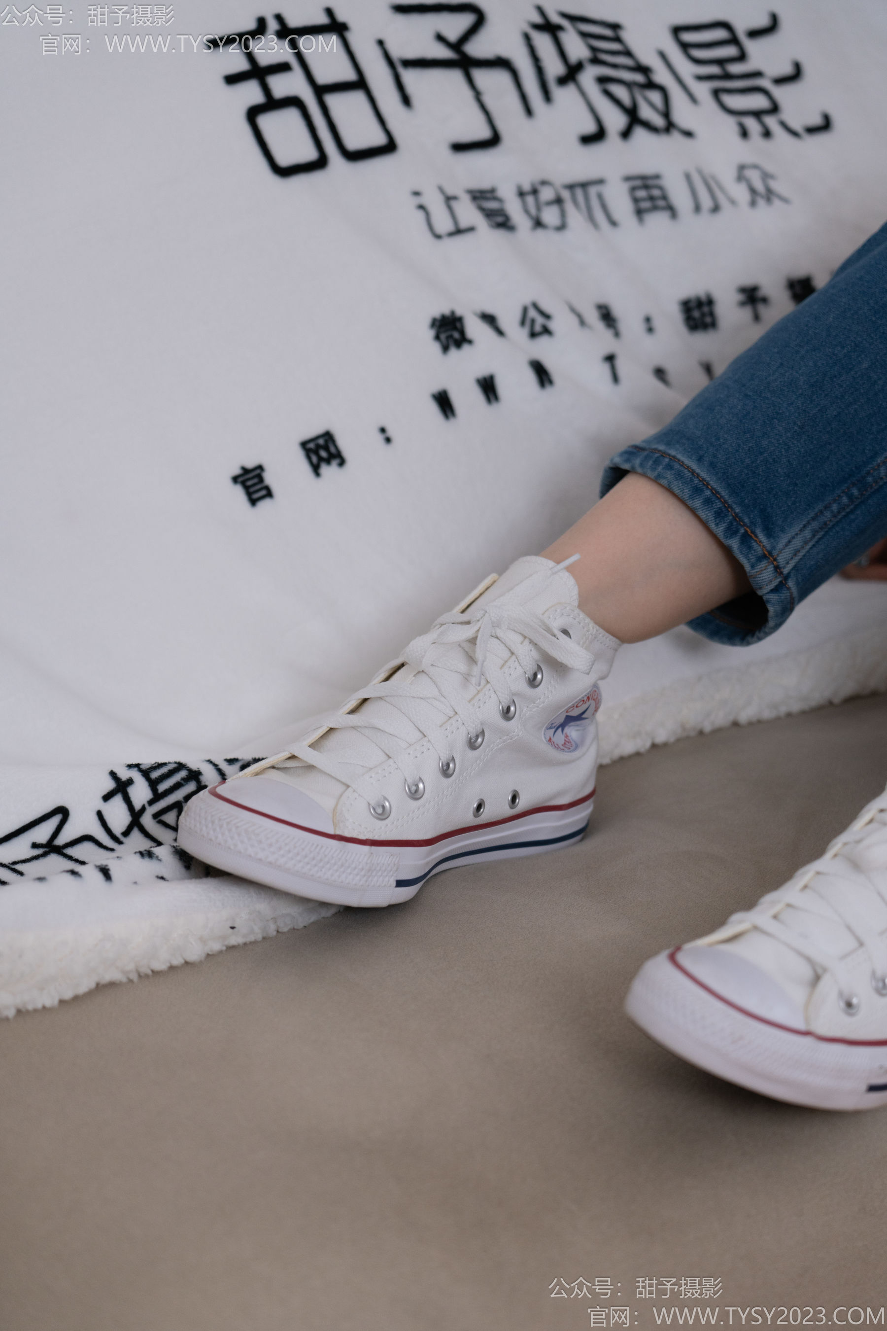 甜予摄影 No.189 璇璇 - 帆布鞋、裸足、抖腿剧情/(134P)