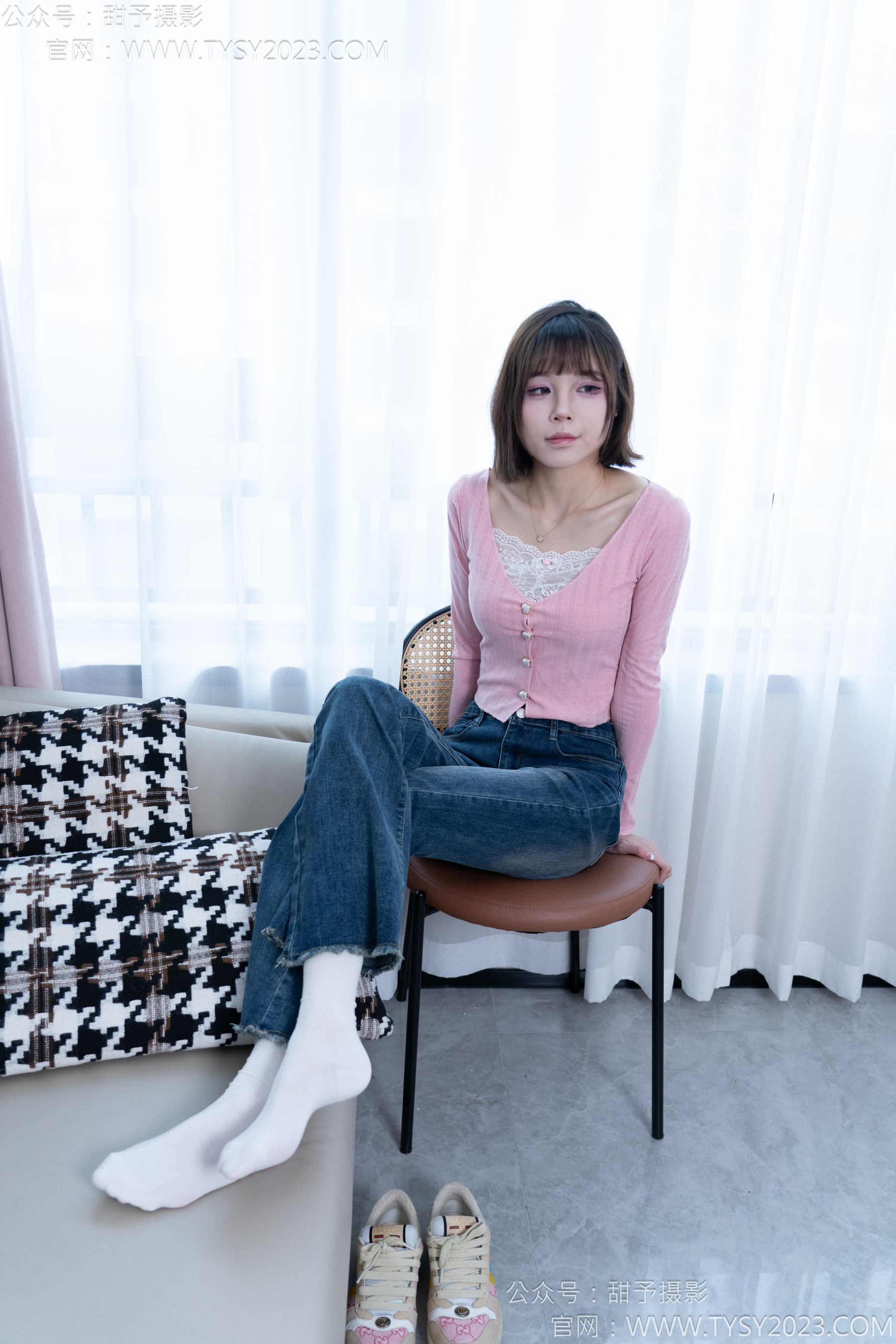 甜予摄影 No.170 珞珞 - 板鞋、白棉袜、裸足/(130P)