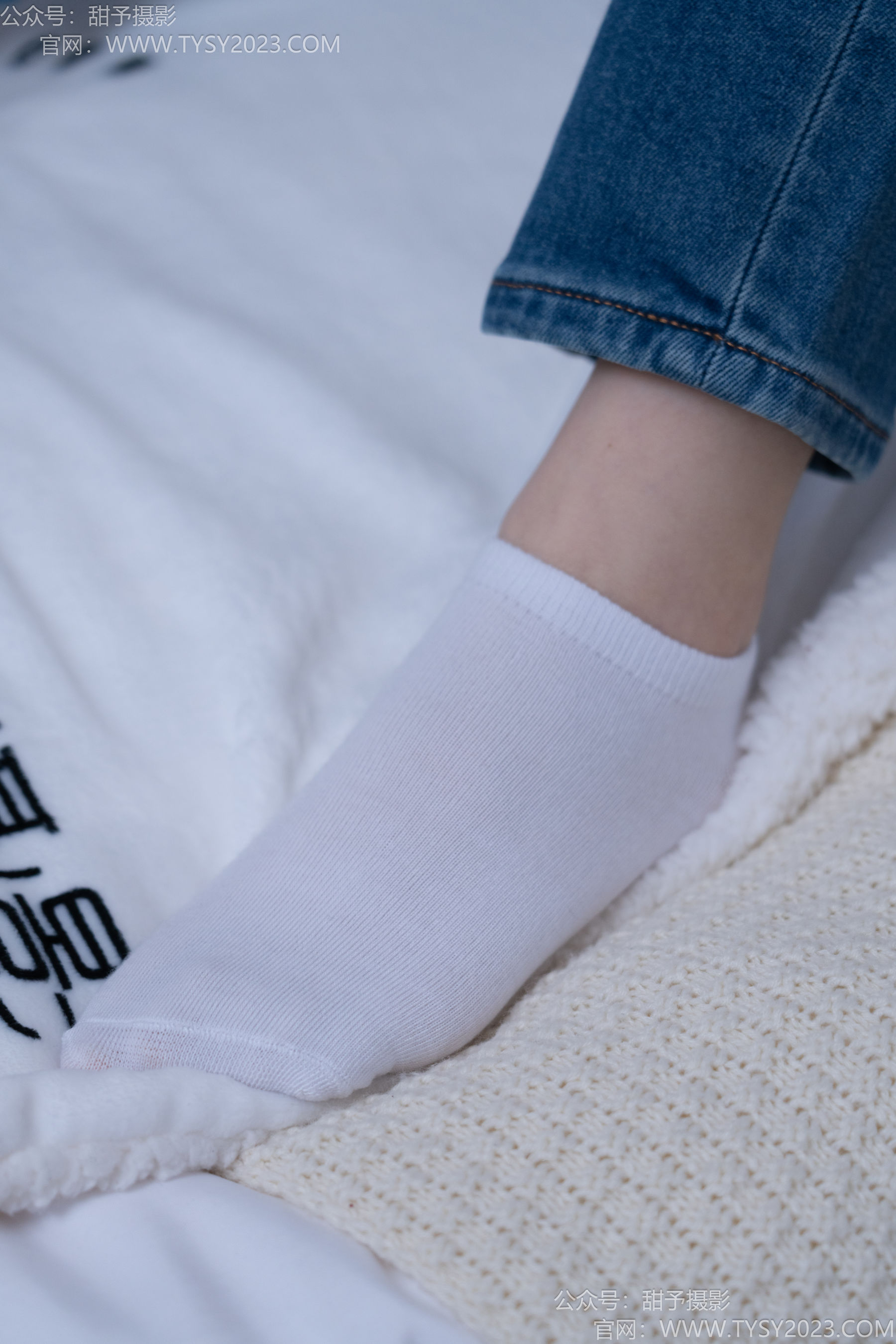 甜予摄影 No.189 璇璇 - 帆布鞋、裸足、抖腿剧情/(134P)